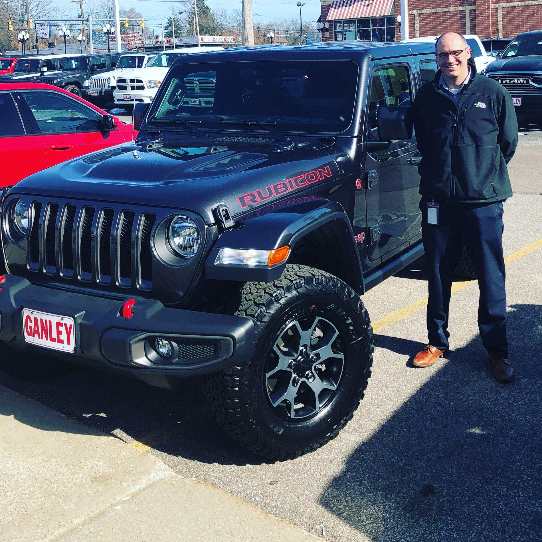 Jeep Wrangler JL GRANITE CRYSTAL METALLIC Wrangler JL Club 72BB6235-EABD-44BC-9F8E-E3C278E2BCB6