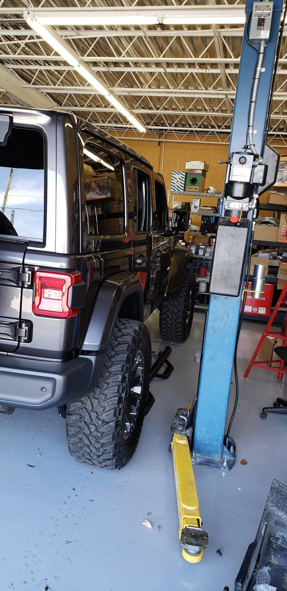 Jeep Wrangler JL GRANITE CRYSTAL METALLIC Wrangler JL Club 20180330_133512