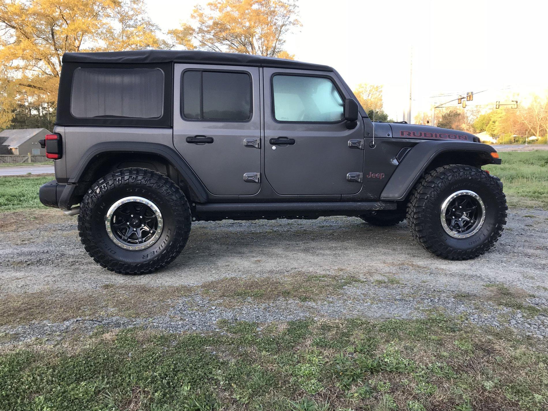 Jeep Wrangler JL GRANITE CRYSTAL METALLIC Wrangler JL Club 36859E81-8EA8-4515-8289-1C173C9E1B33
