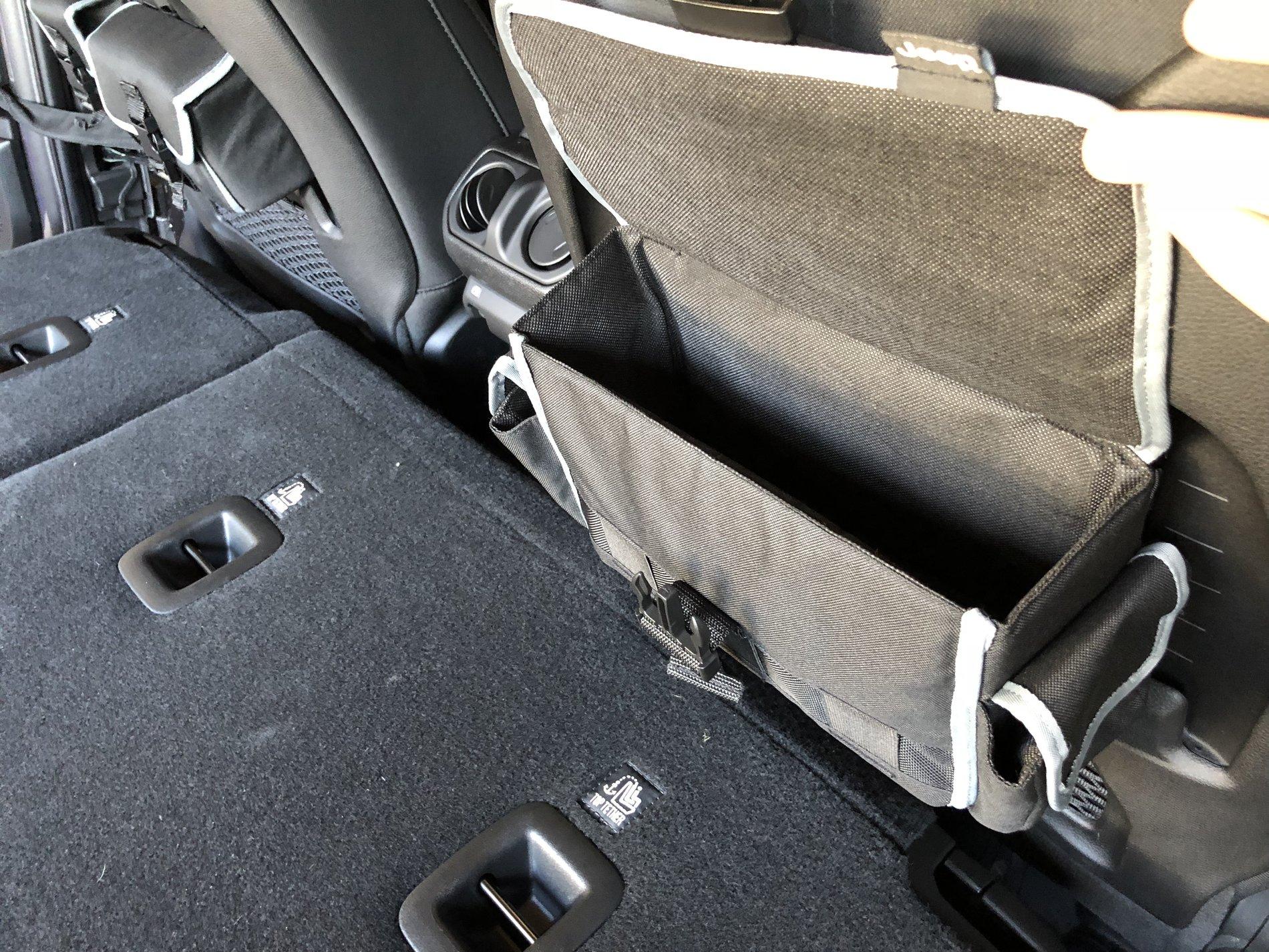 Jeep Wrangler JL Mopar MOLLE storage bags 8143E615-3D07-42DE-AF11-4838394C02F6