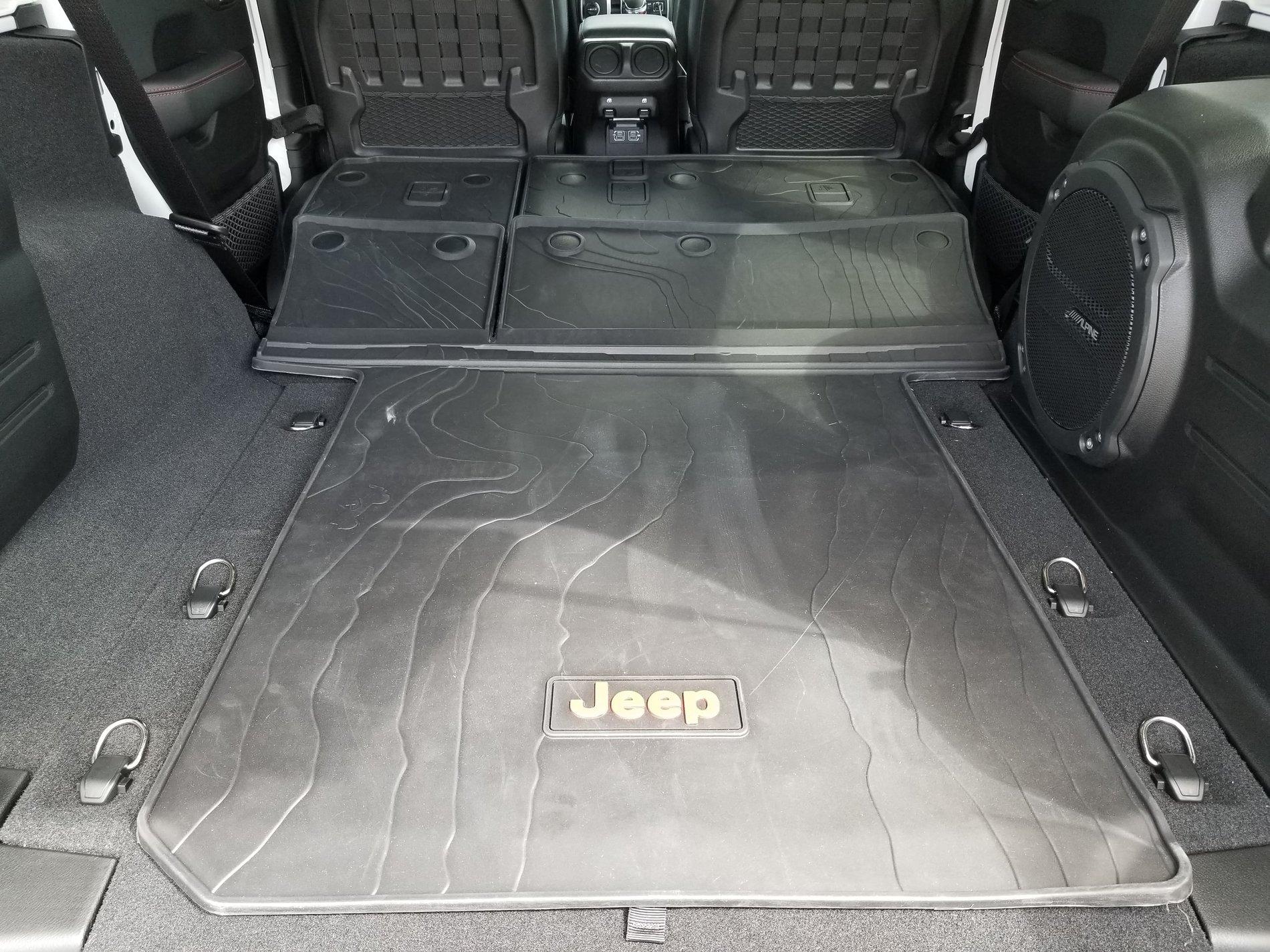 Jeep Wrangler JL agordon117's first thoughts on JLUR 29943269_10160311438505094_838856452_o