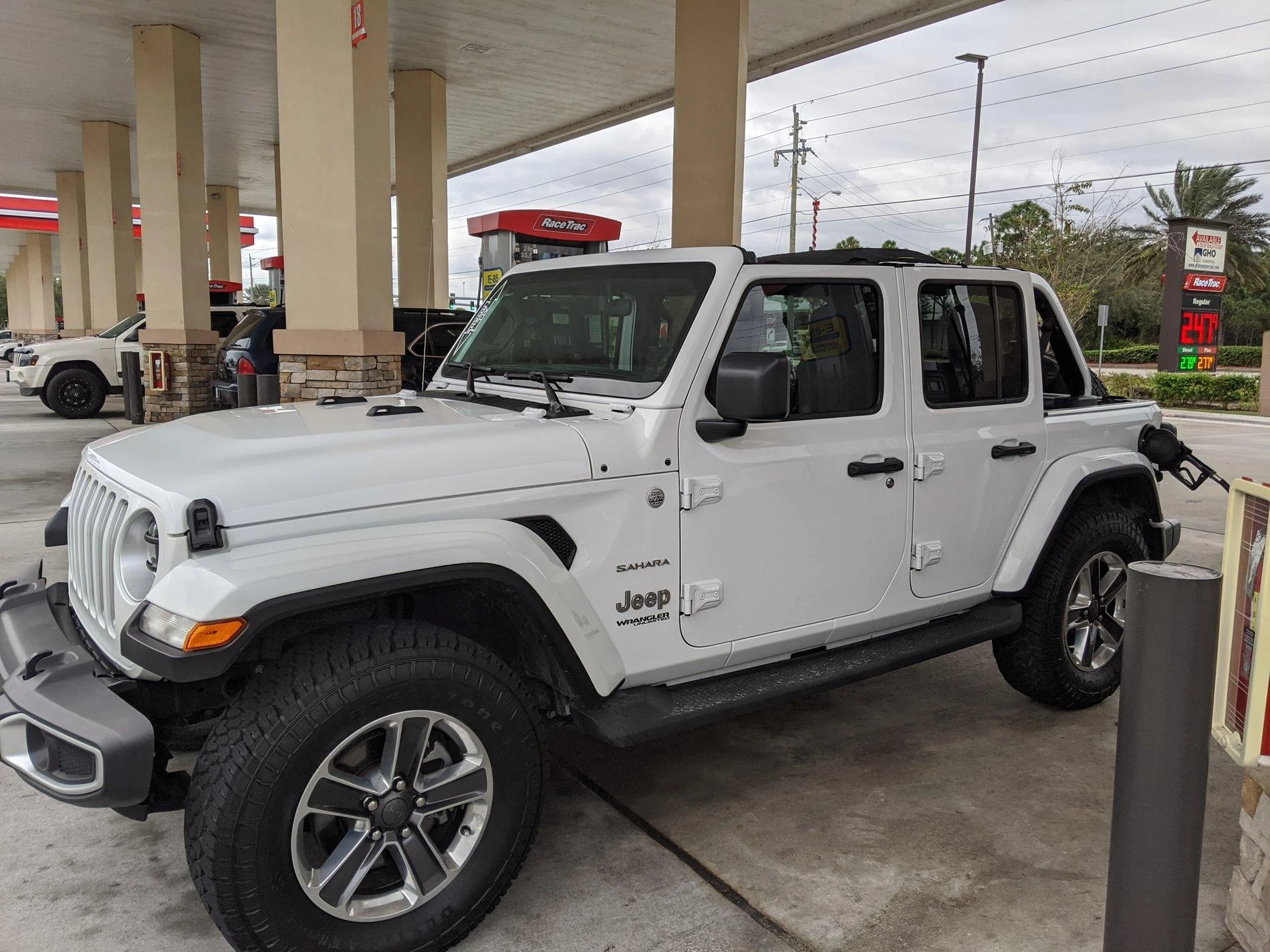 Jeep Wrangler JL Smttybuilt Ext Shade Top with Skylights IMG_20191219_152051