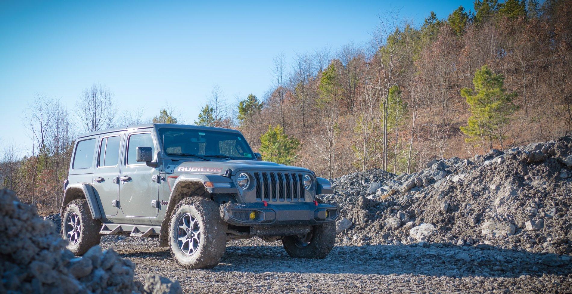 Jeep Wrangler JL Mudflaps and Rubicon Flares? P1000033-1