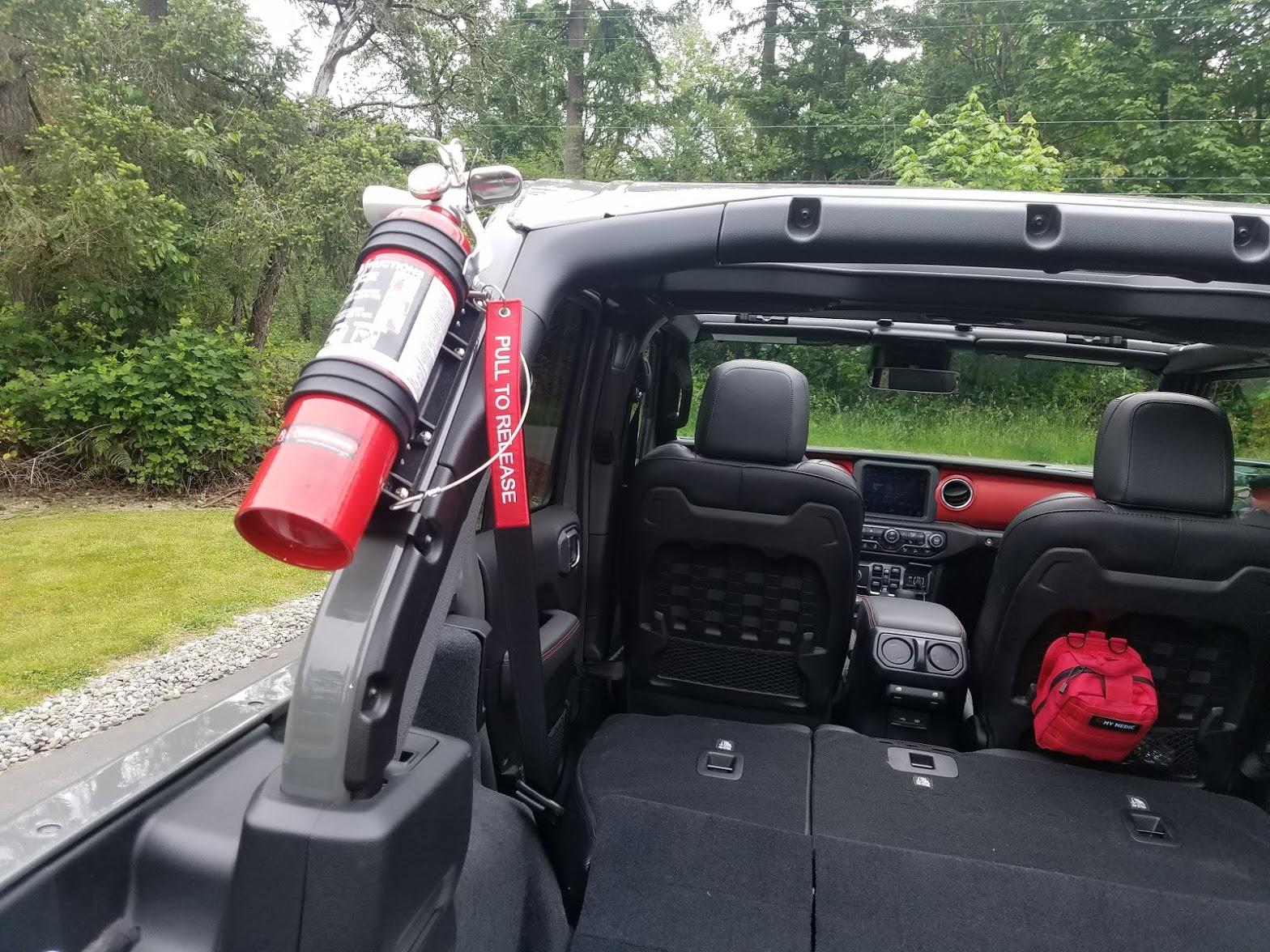 Jeep Wrangler JL PNW Sting Gray fireout01