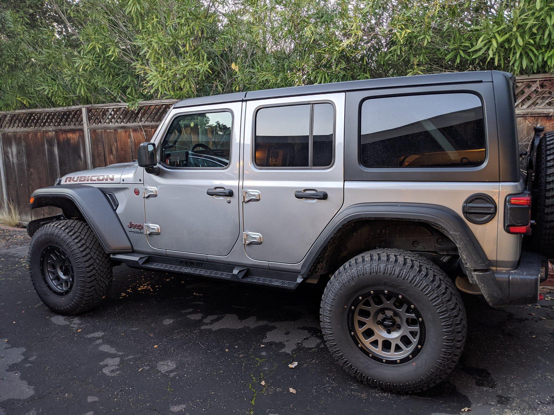 Jeep Wrangler JL ROAM Side Steps Install IMG_20191215_165607_MP