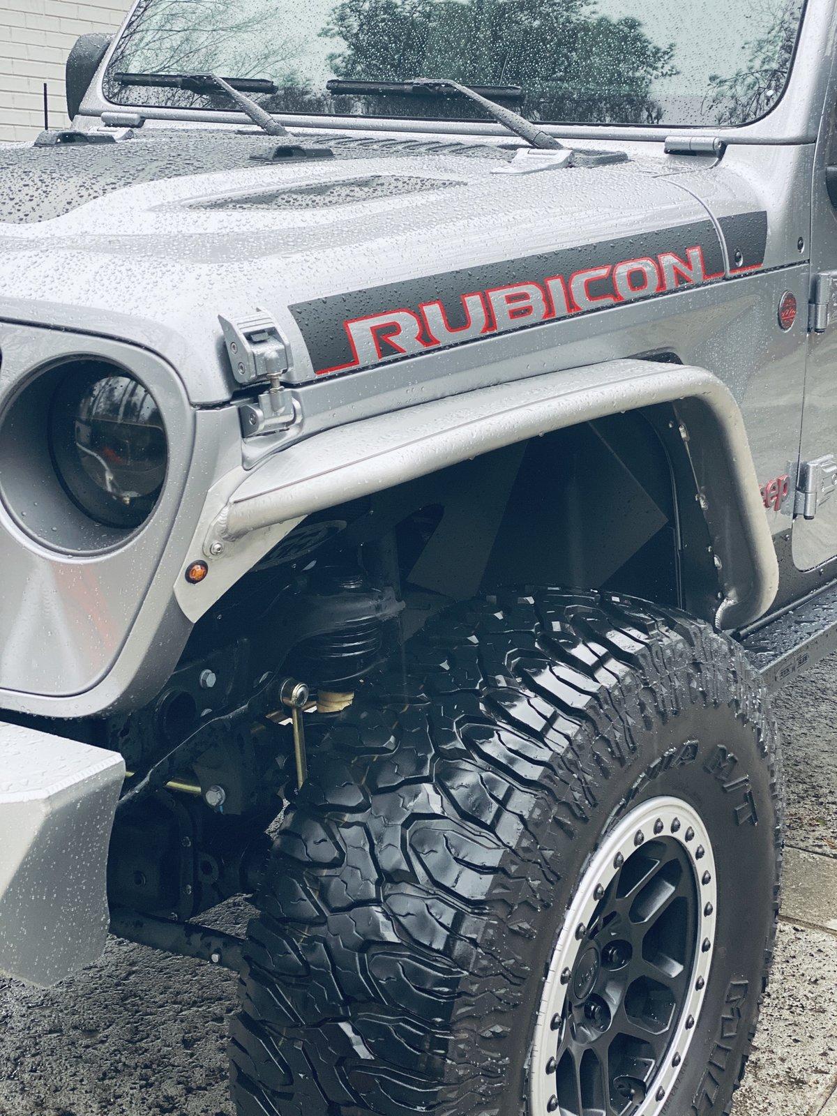 Jeep Wrangler JL Side Graphics on 2020 JLRU 76481EB6-759C-441D-B084-11C57CAED460