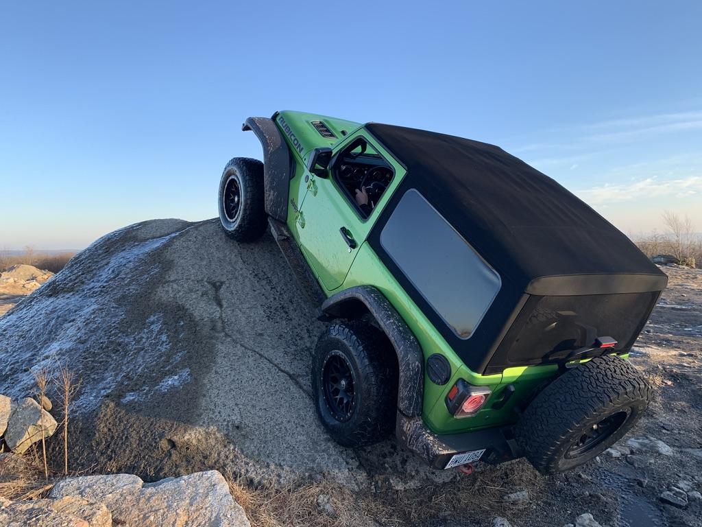 Jeep Wrangler JL Merry Christmas upload_2019-12-24_12-33-45