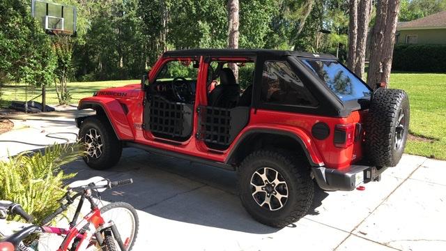 Jeep Wrangler JL JL Trektop 8C84FA51-68C1-4EEB-A1FA-FF182D41BDEF