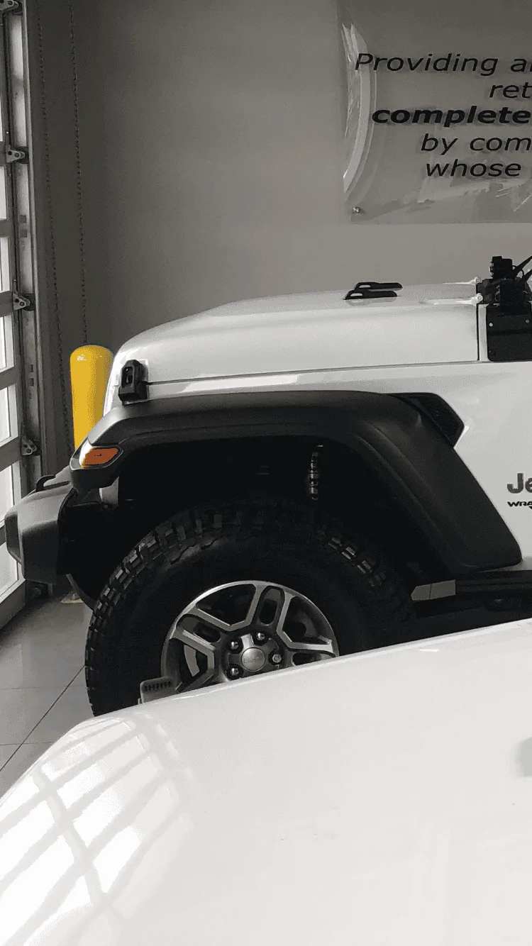 Jeep Wrangler JL 2018 jl front fender rub 5AB7FDED-A42A-4E74-8839-C8FE6B7D243F