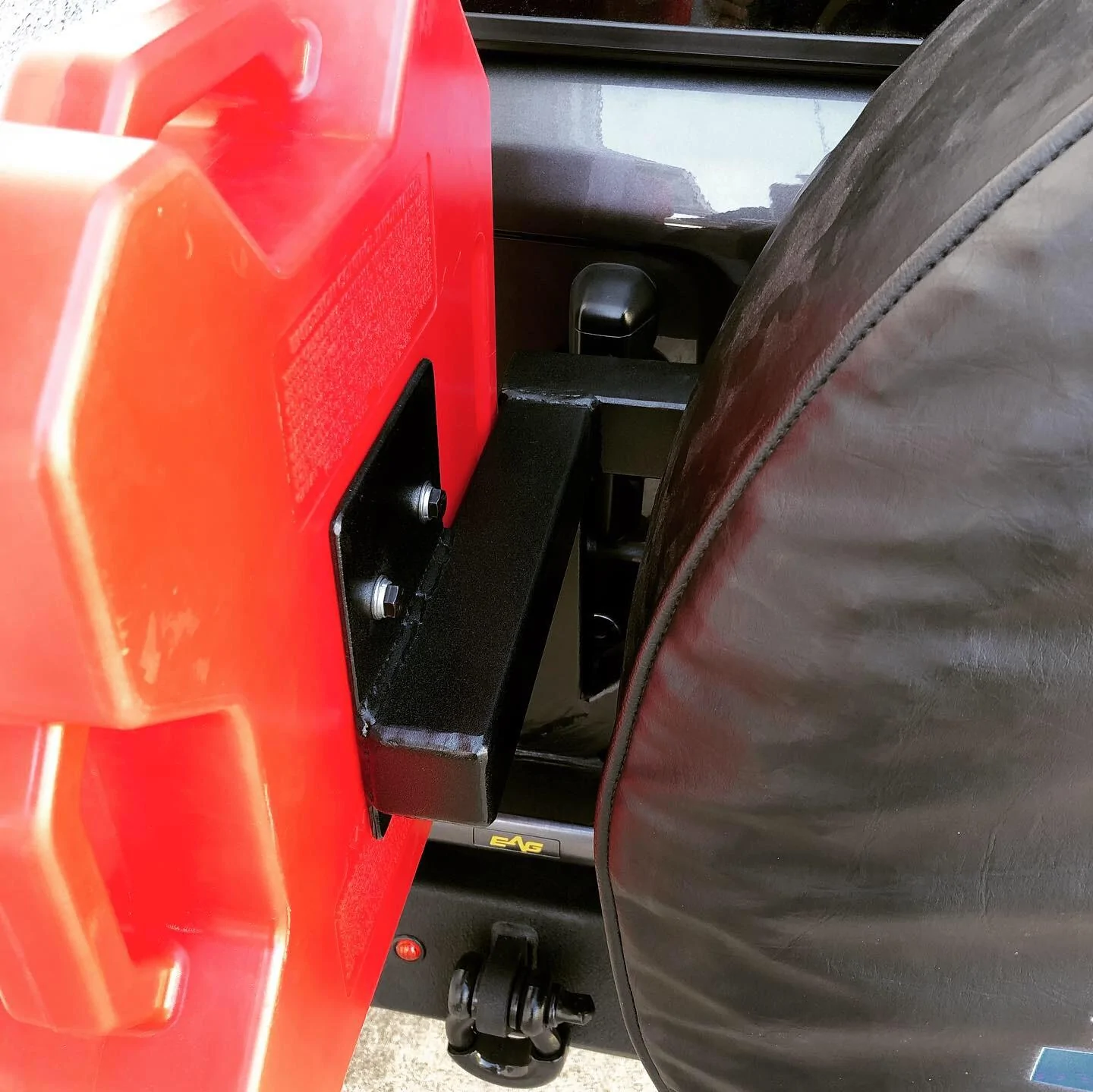 Jeep Wrangler JL gas can RUIX2367