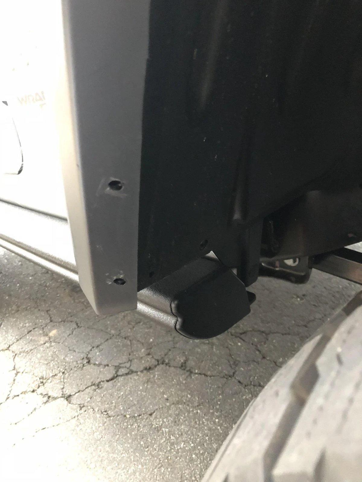 Jeep Wrangler JL 2018 jl front fender rub 267D1D9F-C529-4F31-B4CF-34E65ACC9670