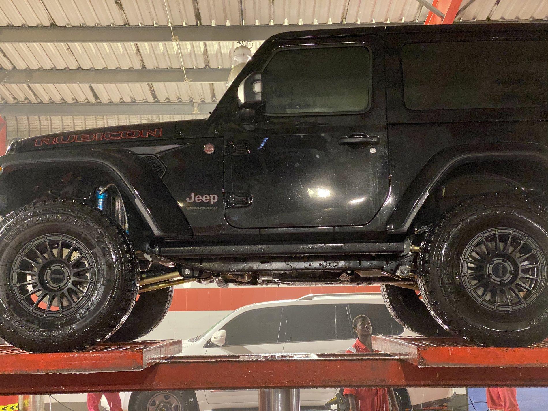 Jeep Wrangler JL 2d Rubicon JL with king shocks? 8C4FECF8-EEBF-4BDF-9A5F-973ACBF0EB11