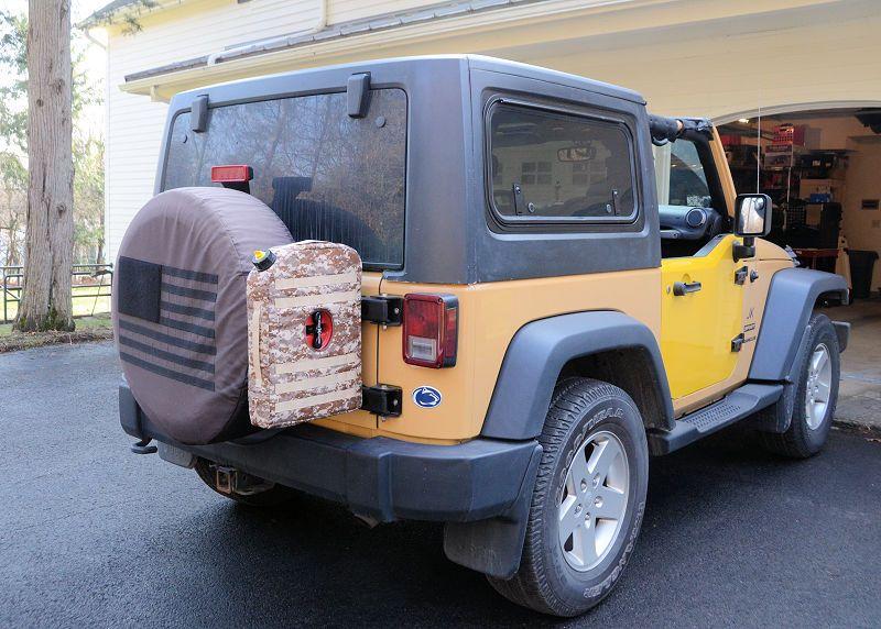 Jeep Wrangler JL gas can InsulPaxTG1_zpsougeth