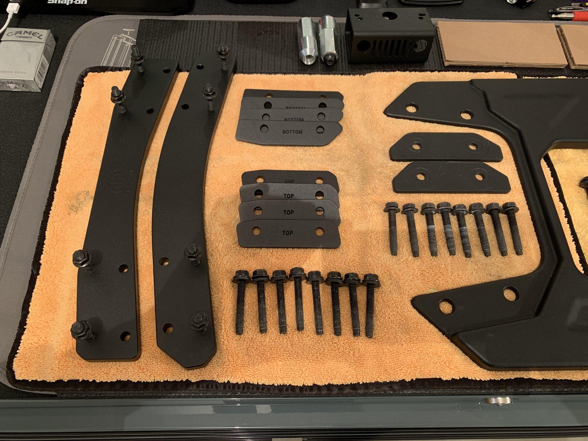 Jeep Wrangler JL Mopar Hinge Reinforcement with relocation kit and CHMSL. $425 SHIPPED!! E0305921-2EFF-4006-B136-9A4D8B8EB437