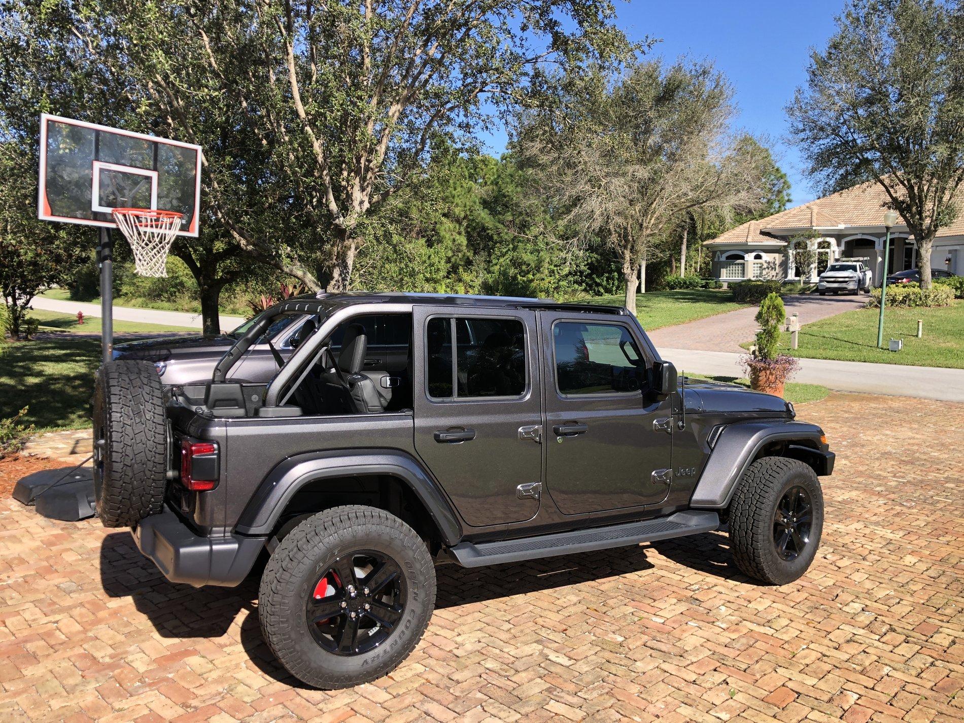 Jeep Wrangler JL Tops Off! 72B43488-9E0D-49CD-B2C7-676FAAC25035