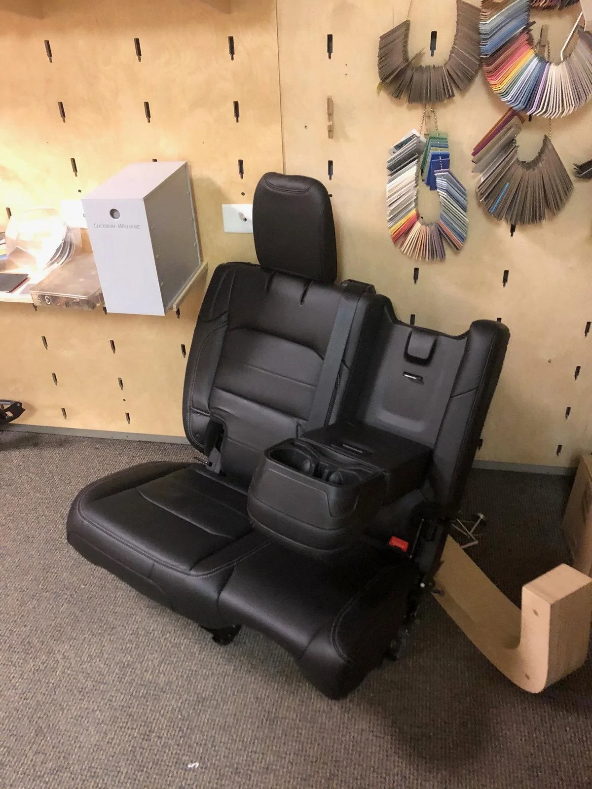 Jeep Wrangler JL 2018 Rear (only) Leather Seats - MINT CONDITION IMG_4320