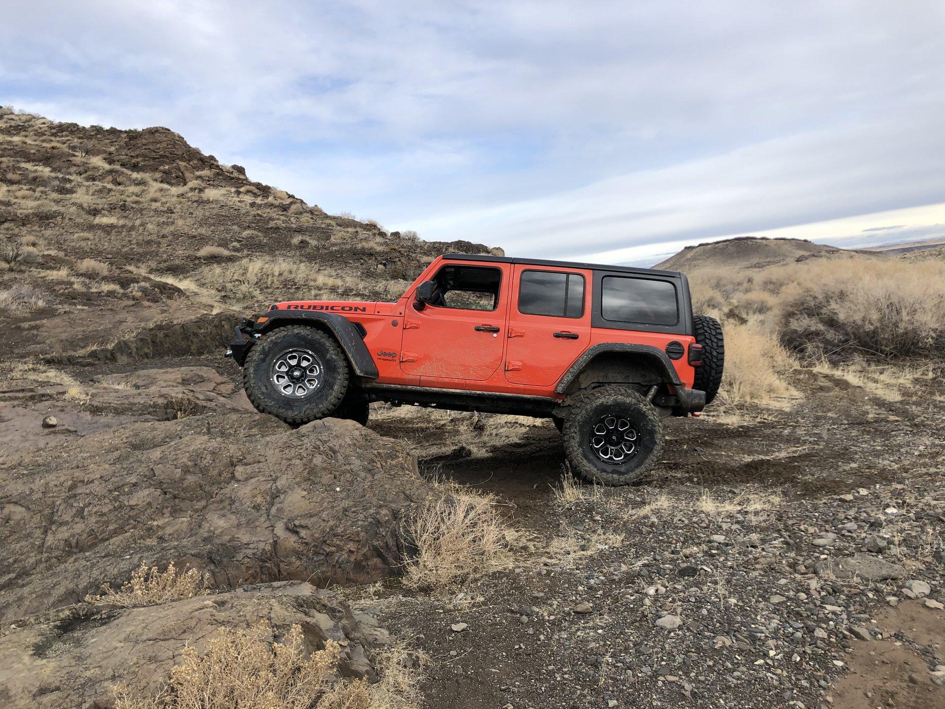Jeep Wrangler JL Positive Offset Wheels with Rubicon Axles 6A2B0E23-0D1D-4C19-A7C1-838D5B67AE97