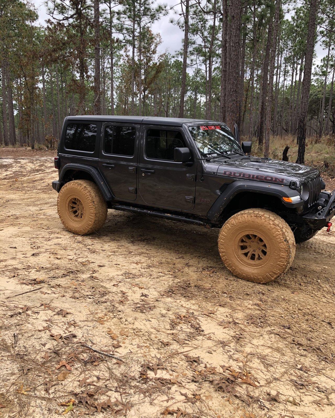 Jeep Wrangler JL Post up your Jeep life! A54DF585-91F1-47ED-80A7-FDE6A35BE279