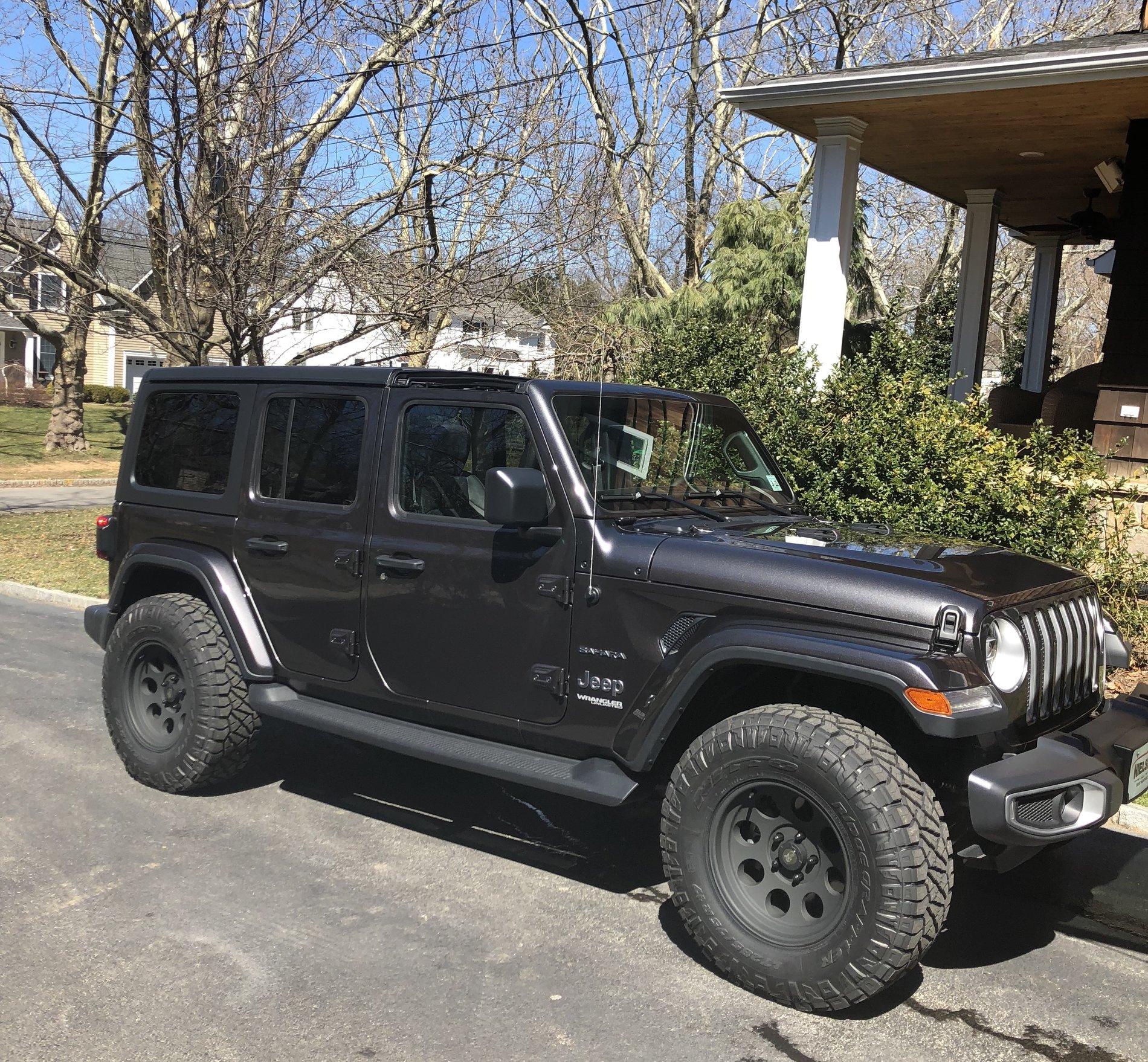 Jeep Wrangler JL GRANITE CRYSTAL METALLIC Wrangler JL Club B7C896EA-3404-4408-84DC-46C6EE3C6439