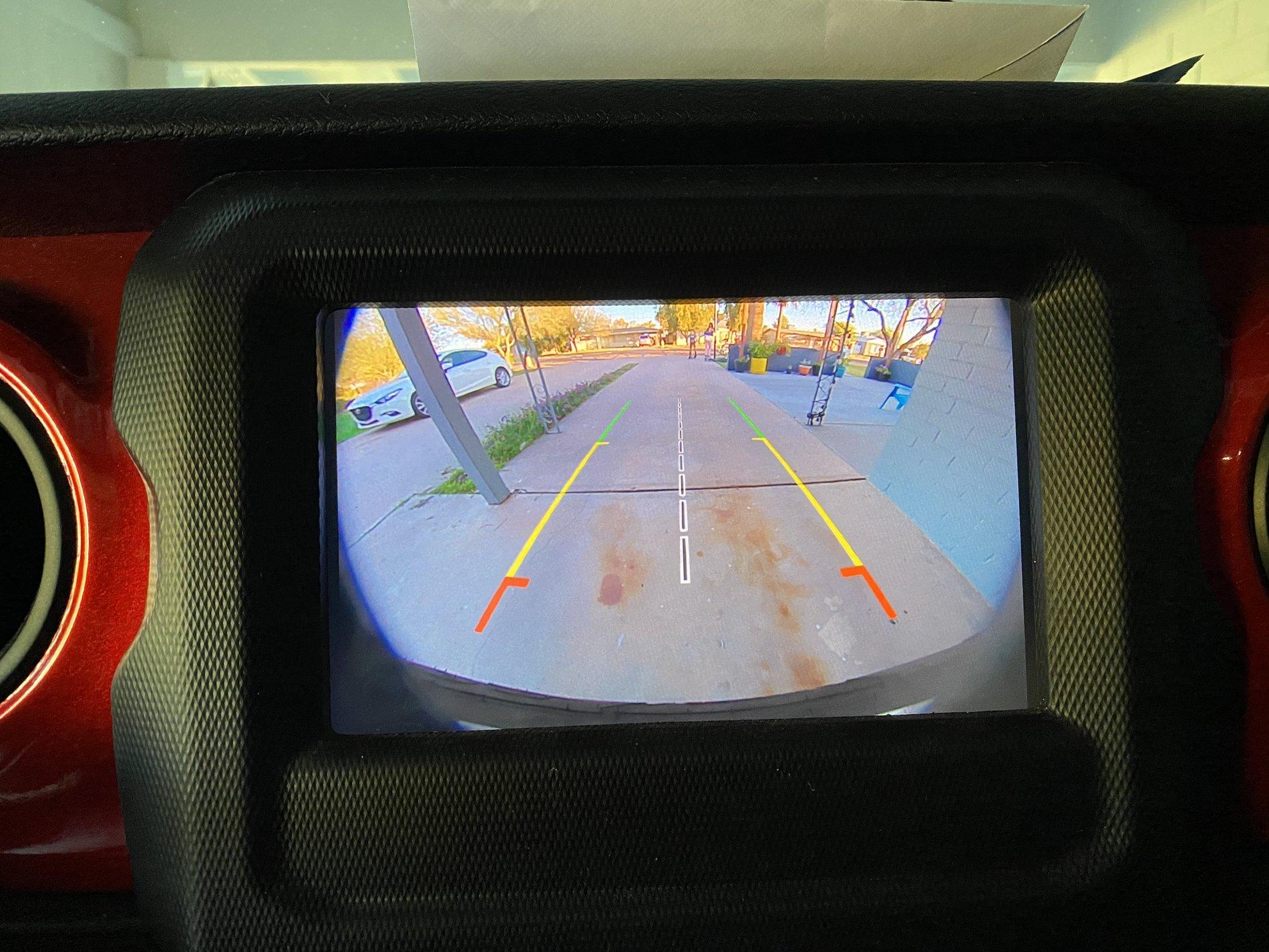Jeep Wrangler JL Backup Camera Askew 07A19643-F5F3-44A4-BF4A-F822550BBBB5