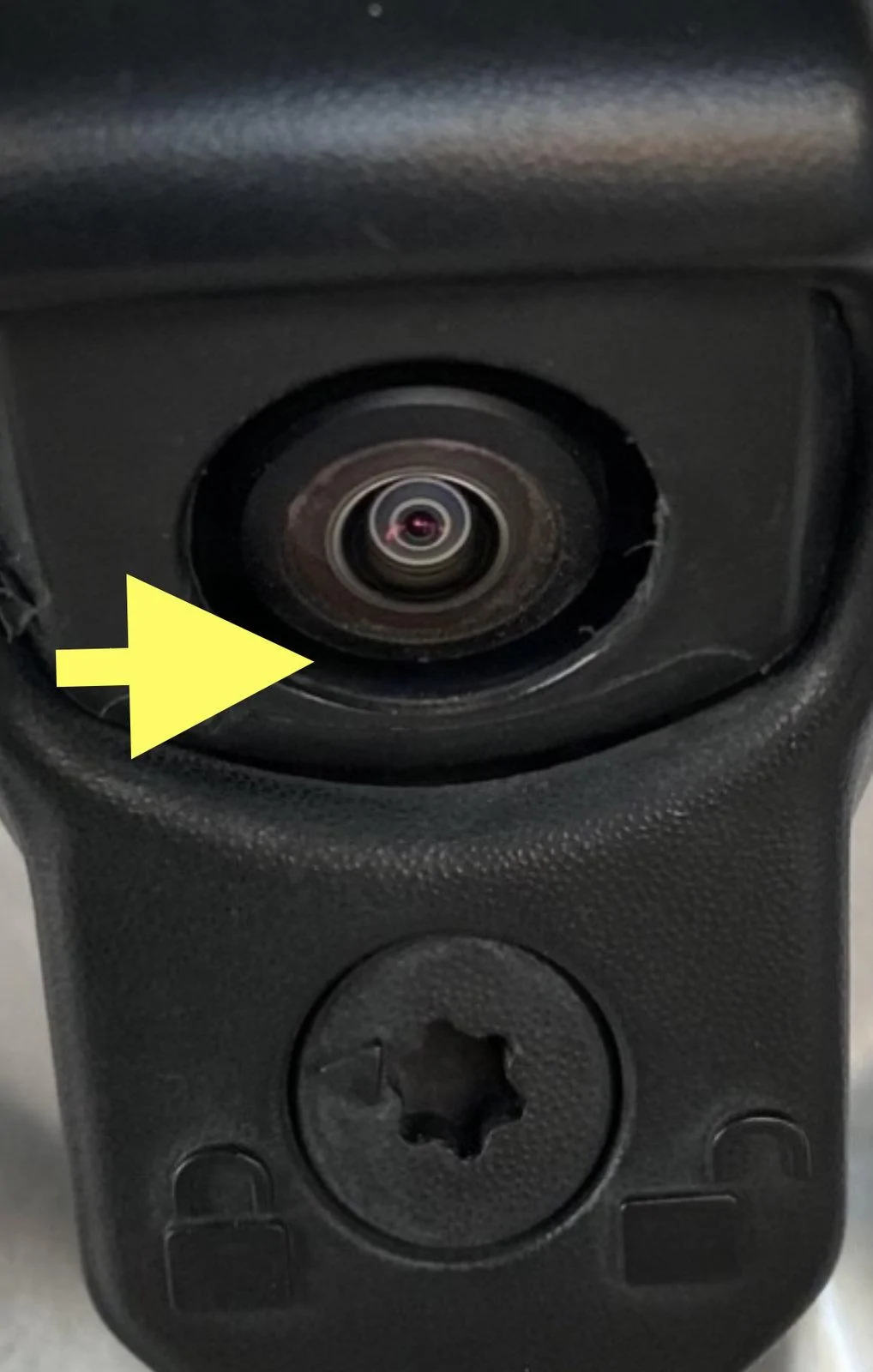 Jeep Wrangler JL Backup Camera Askew DFB66739-FC4E-44E4-85D2-EFA82B60D881