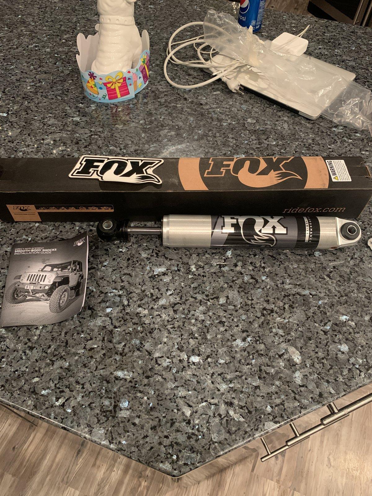 Jeep Wrangler JL Fox 2.0 performance series IFP steering stabilizer FED96BA1-1B34-465C-A5E9-8AF7FCE2FD6E