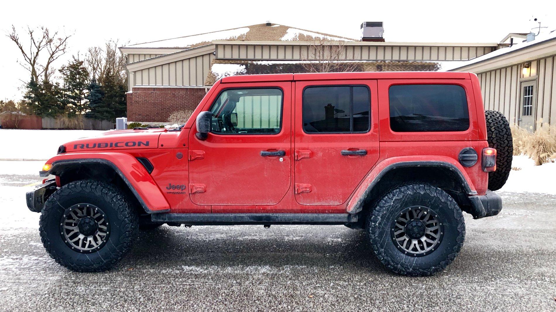 Jeep Wrangler JL Which wheel and Show off yours 0B3C5804-E936-43DE-BAE8-05CBB3CA592D