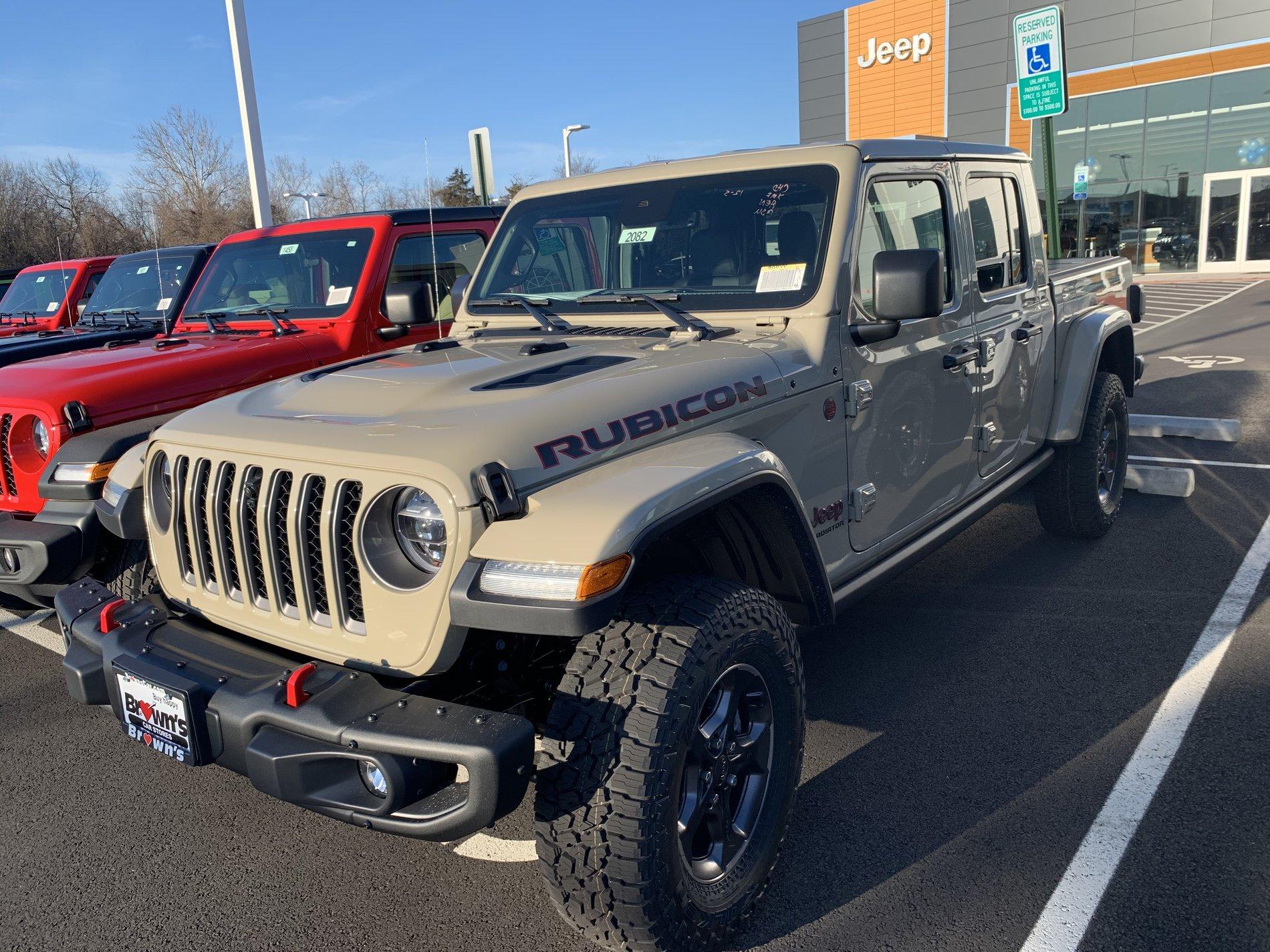Jeep Wrangler JL Gladiators D0596A61-23FF-4713-BFE3-4D32C16DF5B1