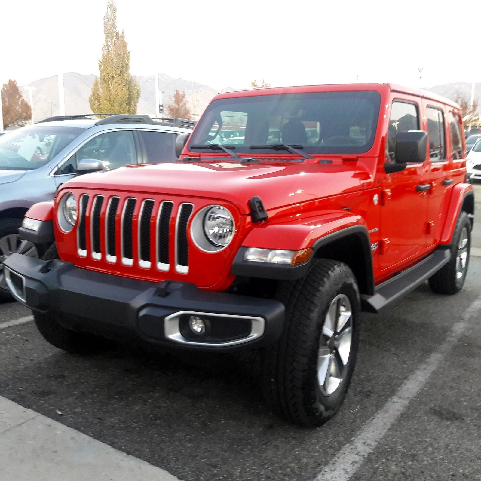Jeep Wrangler JL Sahara Grill Swap nc_oc=AQmxE4yTmqBhUgANB8q9CzuKyvYBM051xTT-FNg8Yb-HgpTY7hw2l7-F9cJxjySkqu0&_nc_ht=scontent-sea
