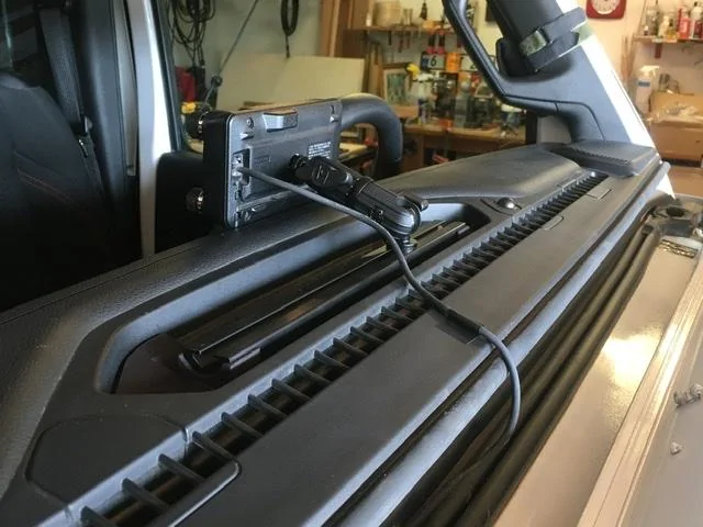 Jeep Wrangler JL Another FTM-400 Ham Radio Install - Pic heavy B3D2F195-BBD8-473E-AE30-07CD49D3D09E