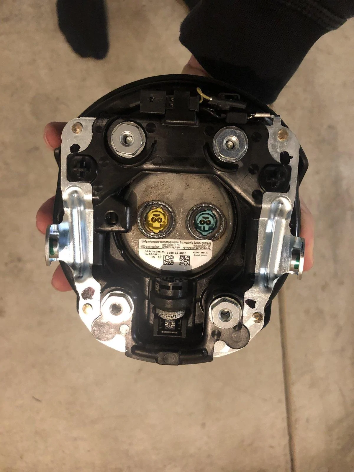 Jeep Wrangler JL Heated steering wheel, airbag, armrest 45A561D4-1436-4CD0-86D3-8BA57C50F68F