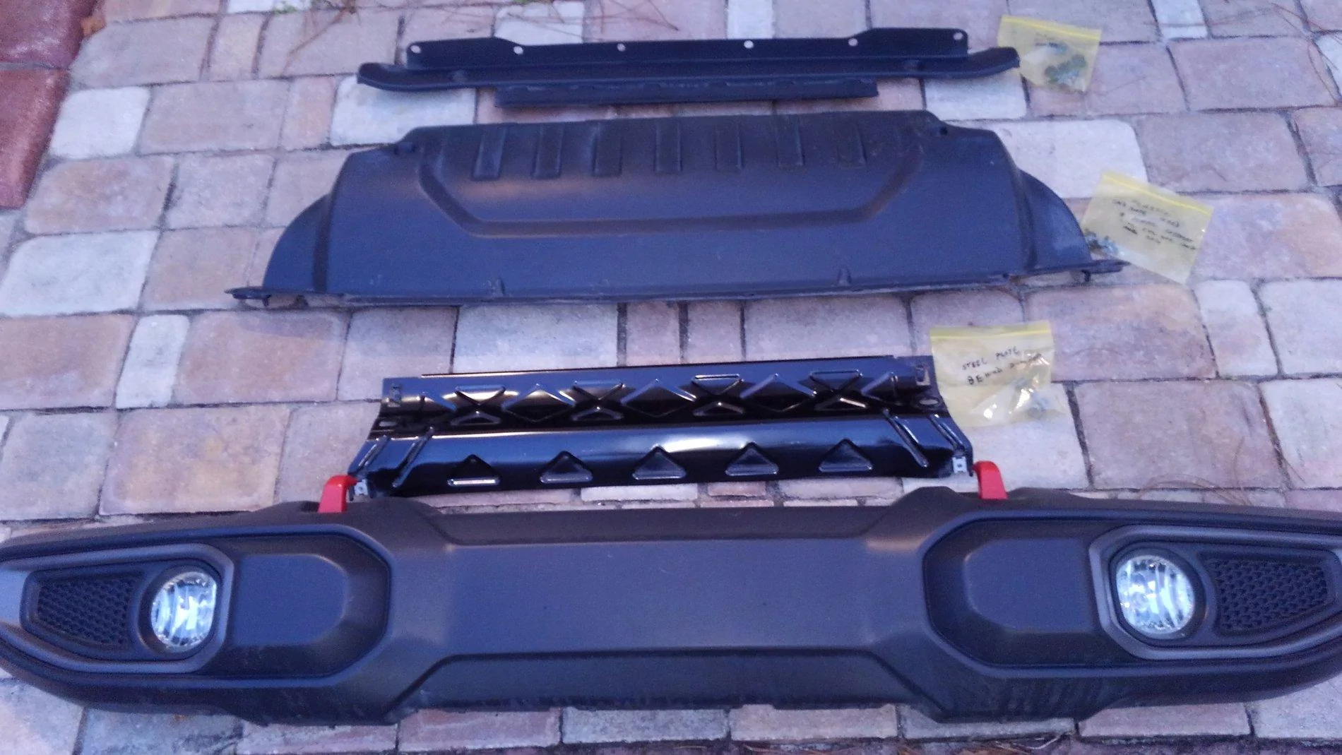 Jeep Wrangler JL Plastic Rubicon front Bumper Plastic bumper