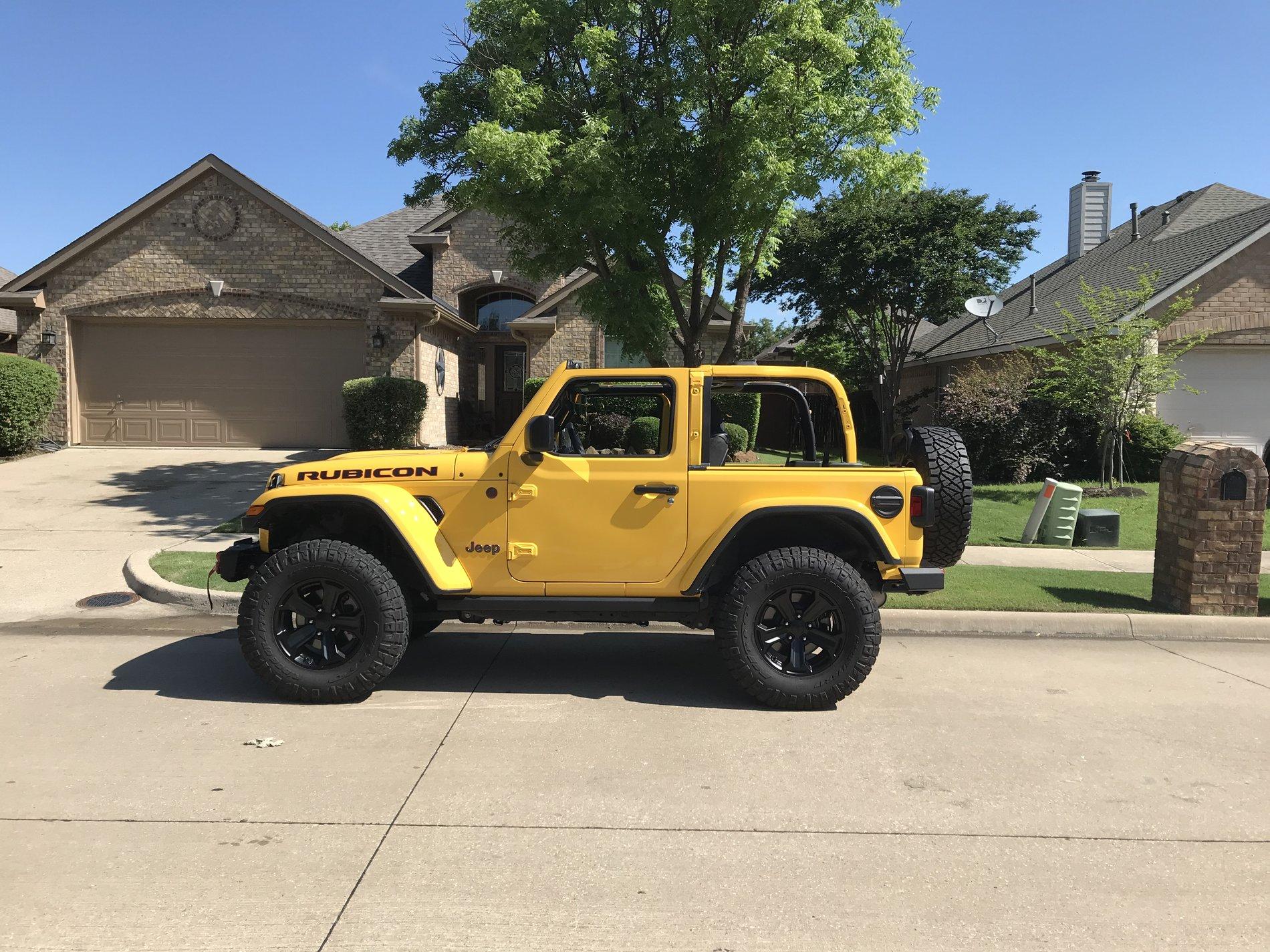 Jeep Wrangler JL Need help deciding on tires B202045D-89AC-4694-B88A-34300BA49353