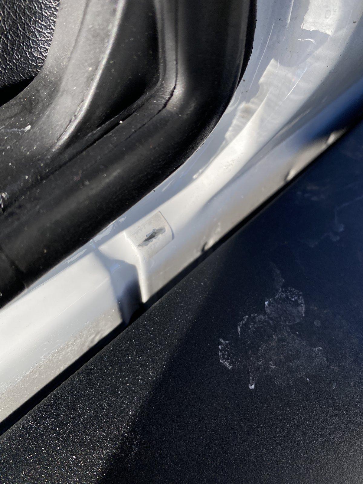 Jeep Wrangler JL Tailgate bottom rubbing - paint coming off C40A67D8-2E2B-478A-A74E-C733E9777F1B