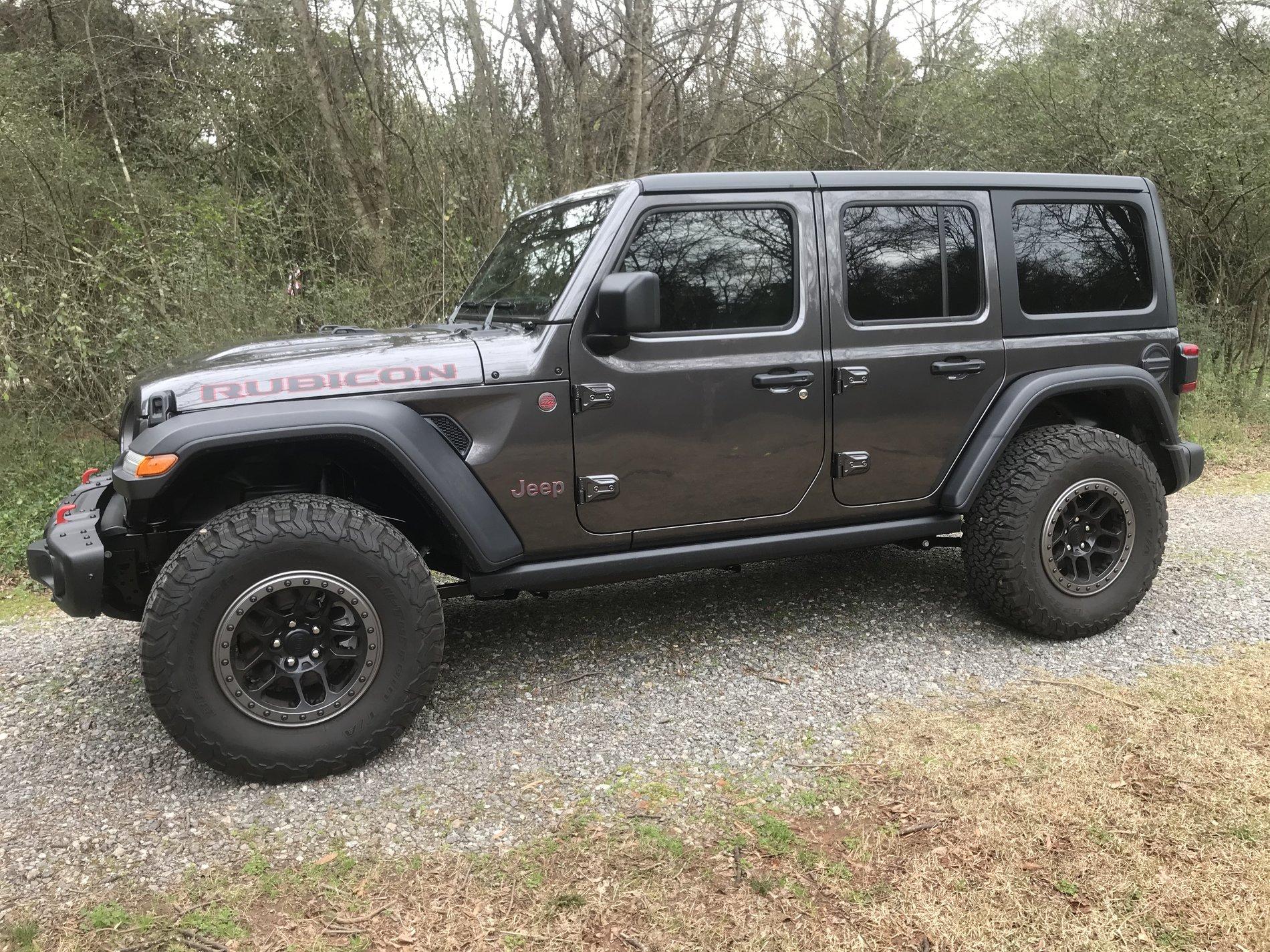 Jeep Wrangler JL Which wheel and Show off yours 5199BB2A-6D4A-4CB4-B2B3-093D358FCA12