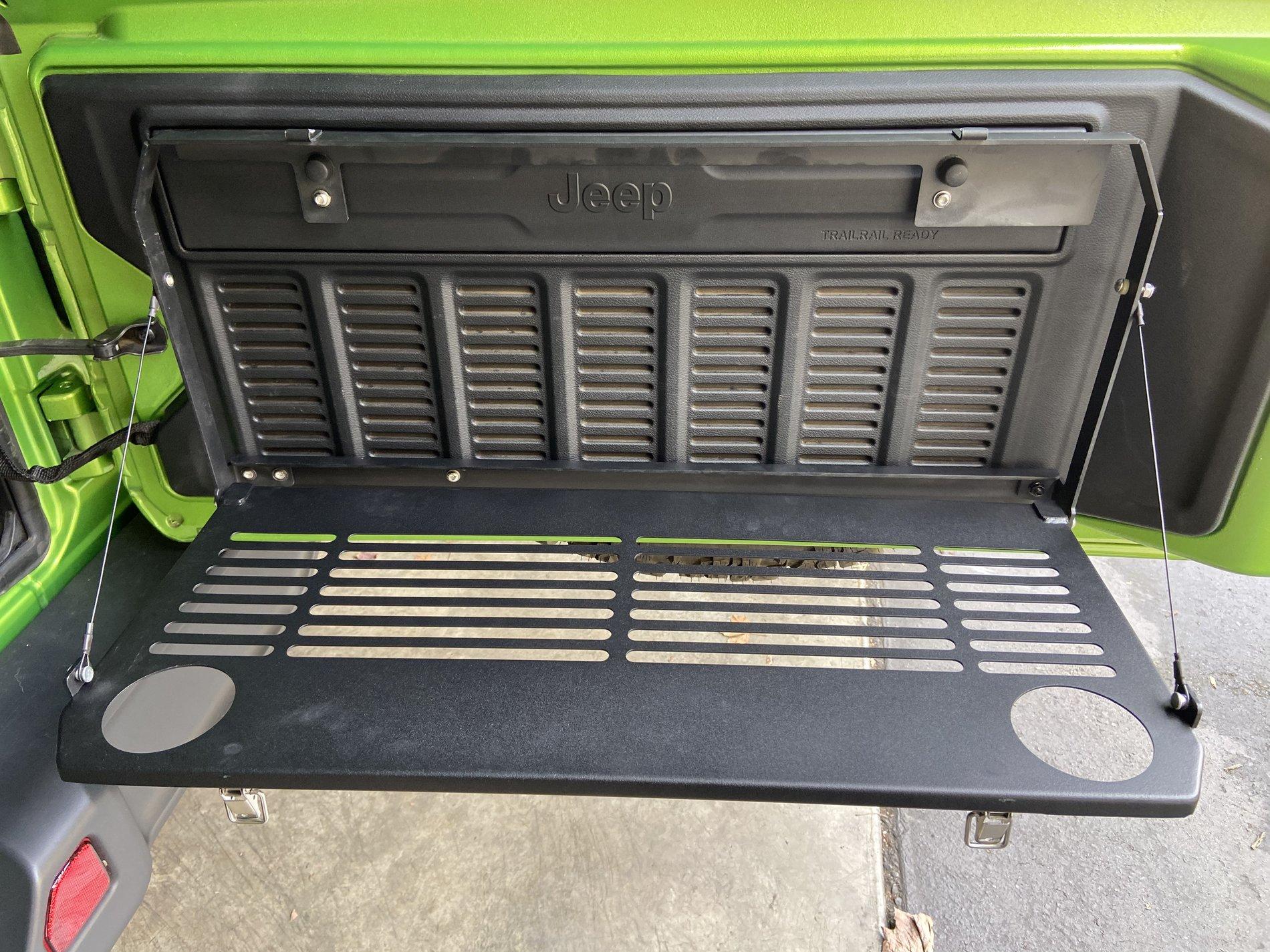 Jeep Wrangler JL What Tailgate Table do you run? IMG_1205