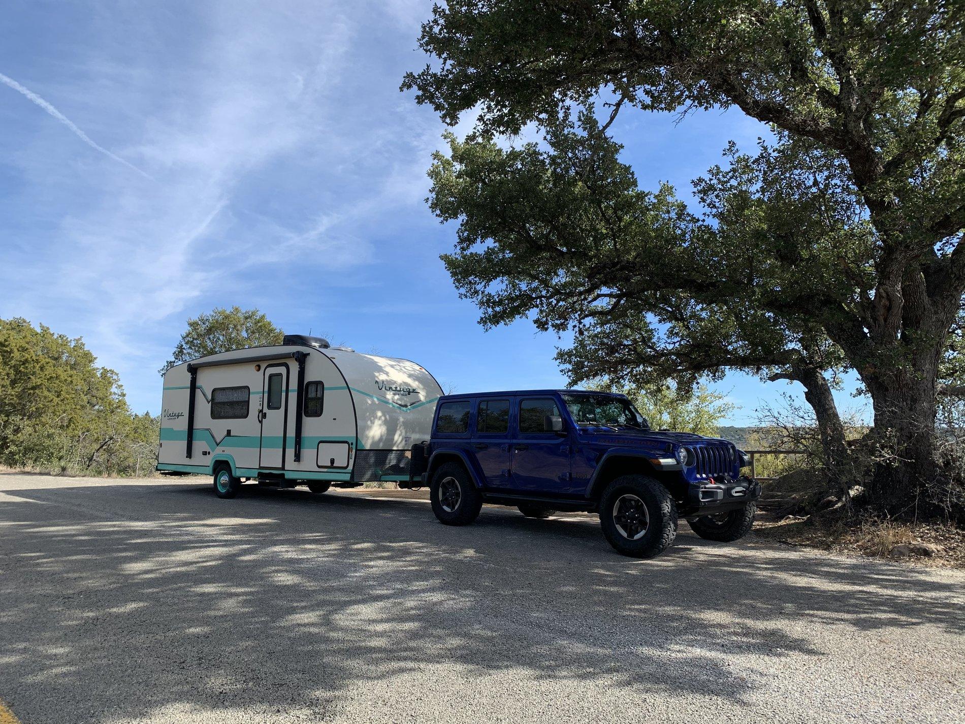 Jeep Wrangler JL Towing a camper lifted BEDBDCFF-C4EA-4645-8A7C-1D84B2944AC7