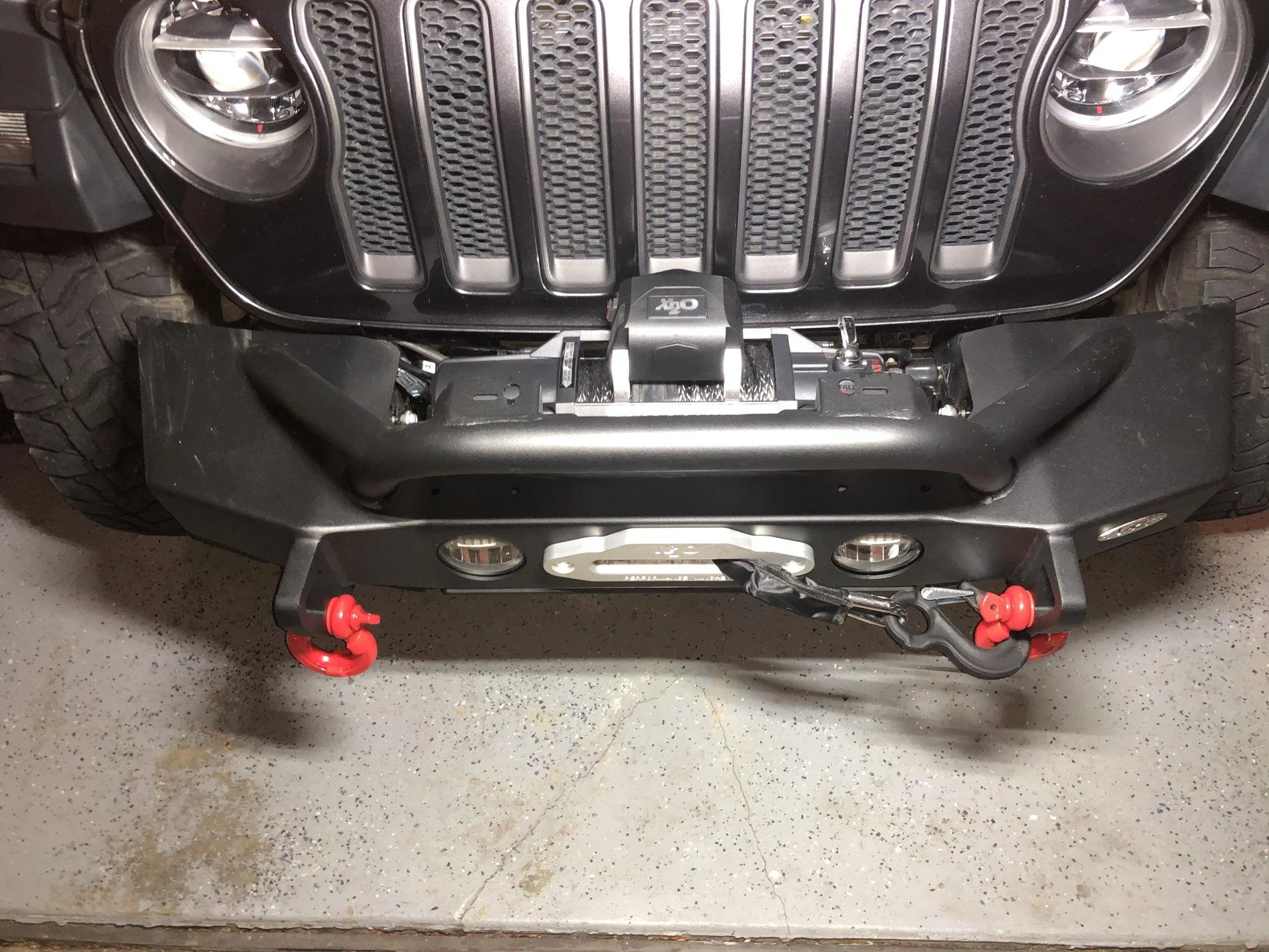 Jeep Wrangler JL FS: Smittybuilt XRC Gen 2 Front Bumper F66725A7-EC70-4B56-8F73-4B5D92C7C23B