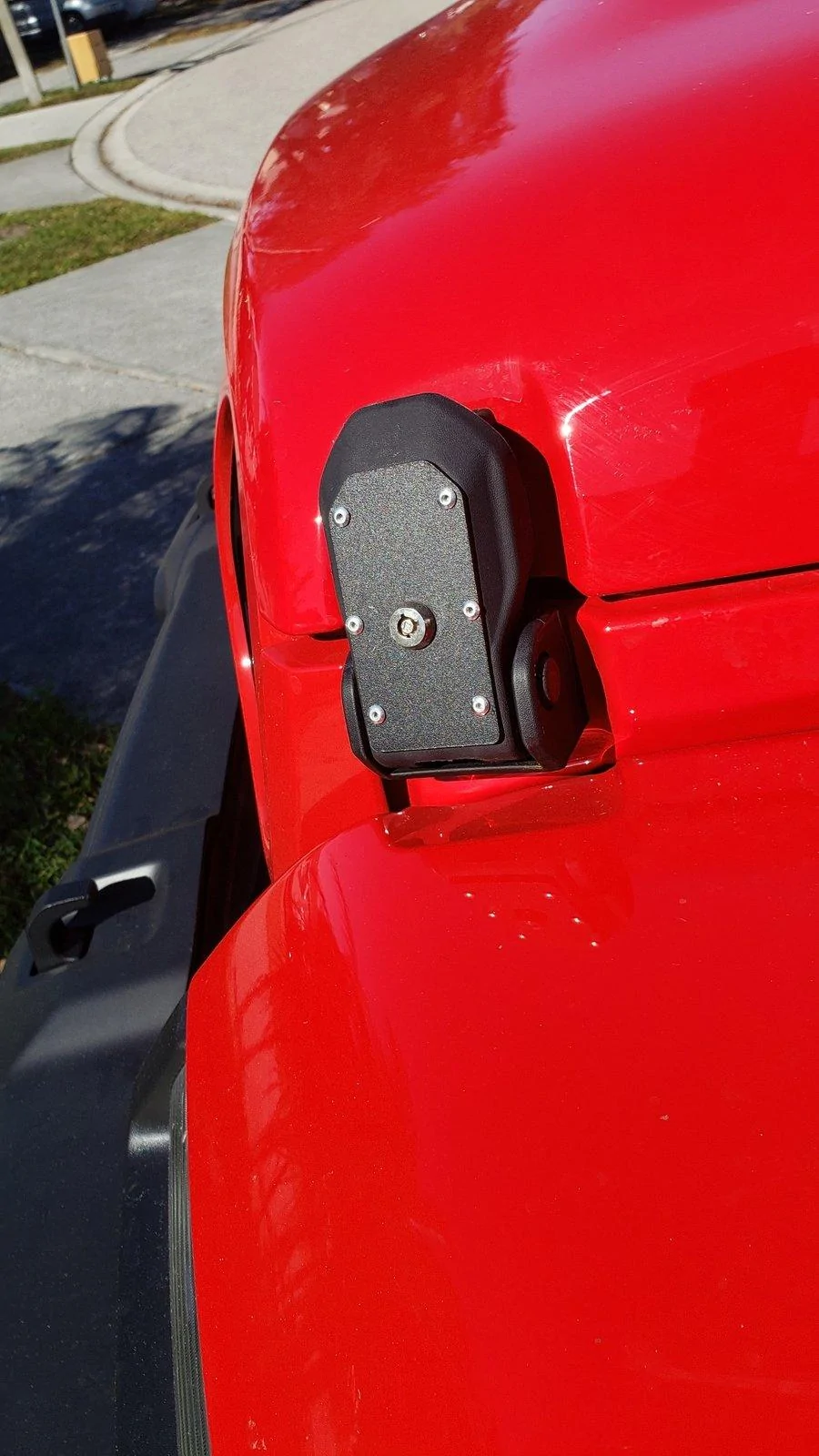 Jeep Wrangler JL New add on for the Rig Hood Latch Right