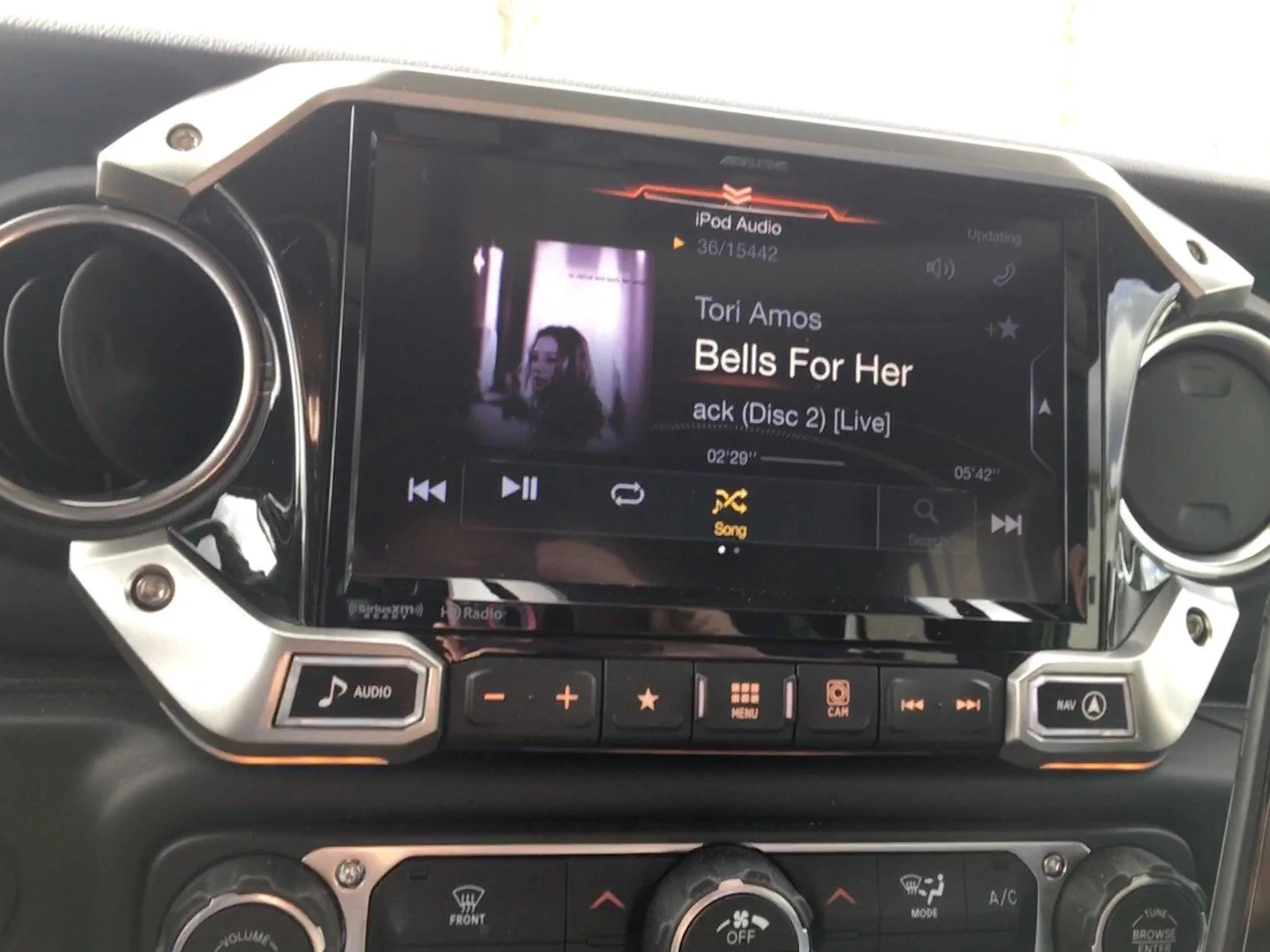 Jeep Wrangler JL Speaker replacement upgrade IMG_3500