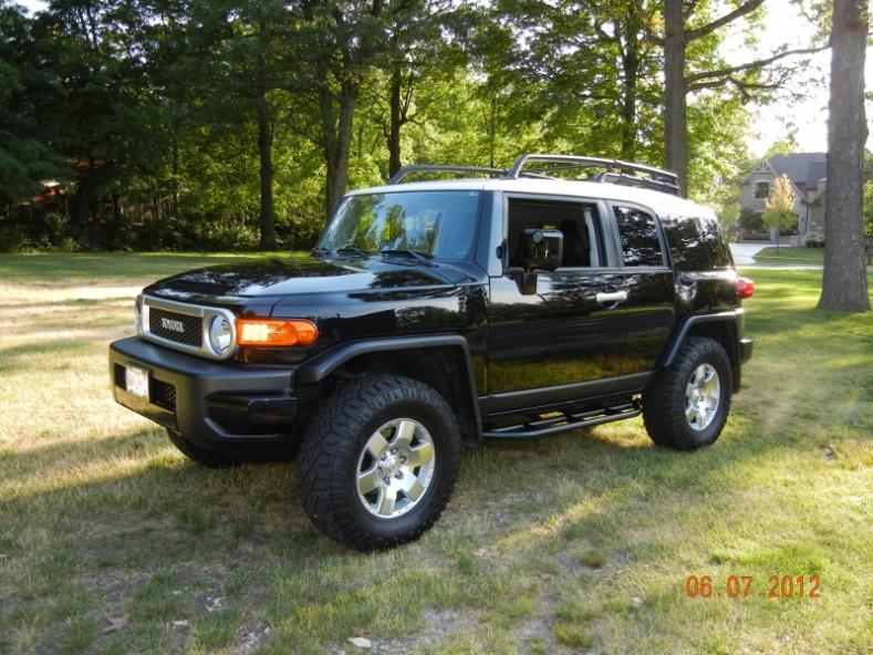 Jeep Wrangler JL Considering a visit to the dark side FJ1