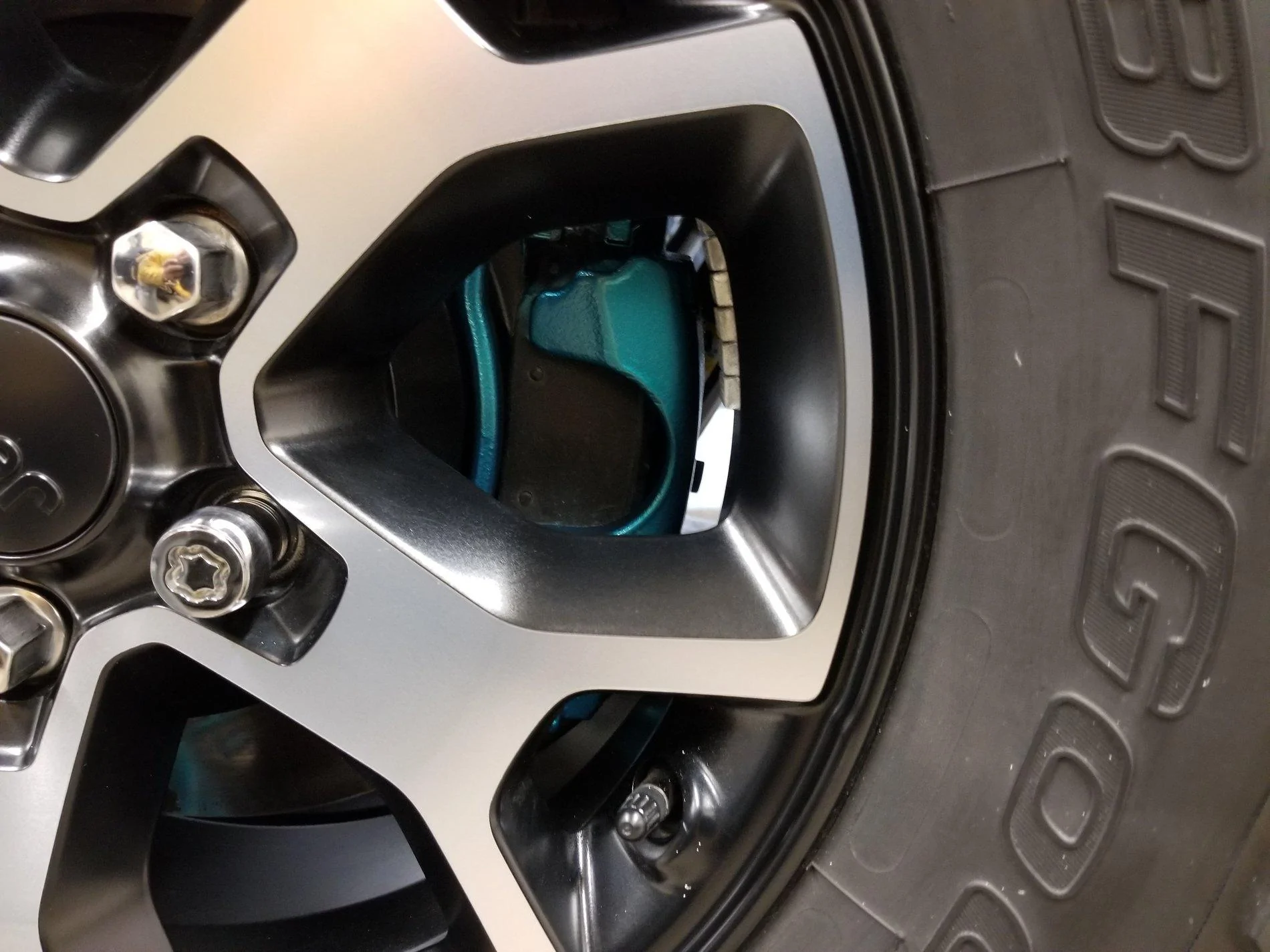 Jeep Wrangler JL Caliper Paint 20200204_212710