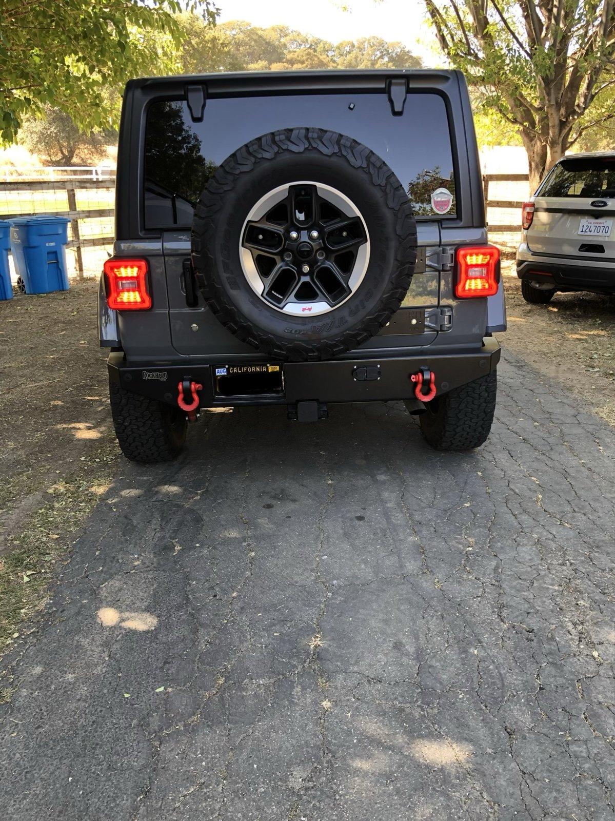 Jeep Wrangler JL Flat Tow bumper bashed on forum. 1DE960F6-C0FF-4EC1-BB13-CB0287D58F20