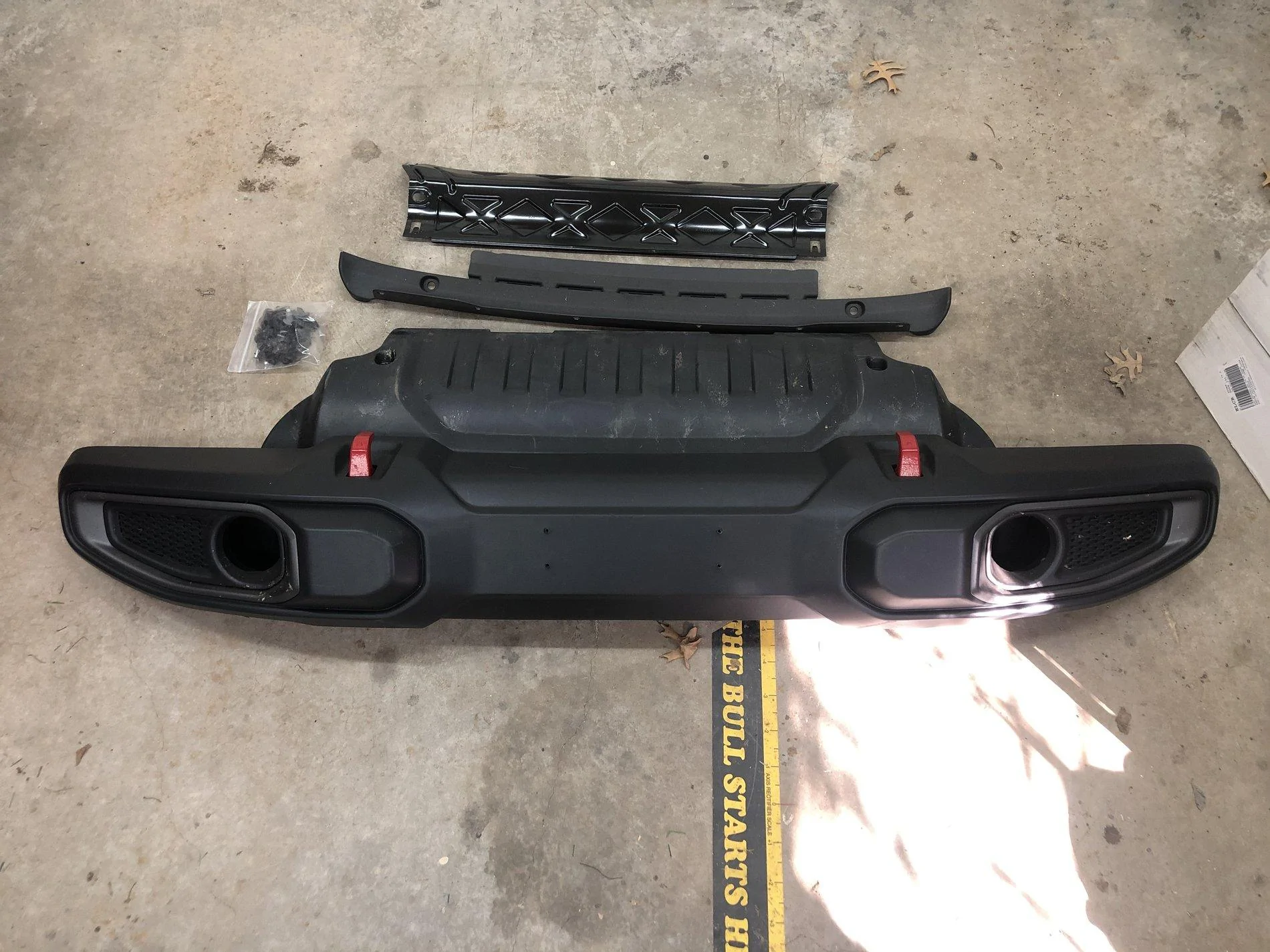 Jeep Wrangler JL 2018 JLU Plastic Rubicon front Bumper upload_2020-2-8_10-14-14