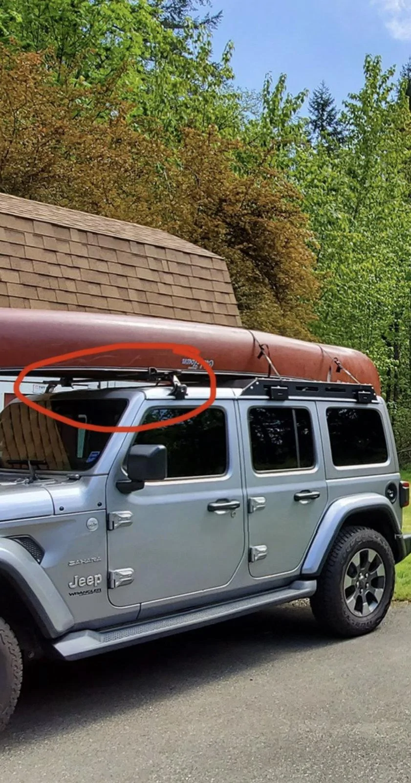 Jeep Wrangler JL (2)Thule 300R & (1) Thule 60" SquareBar IMG_1464