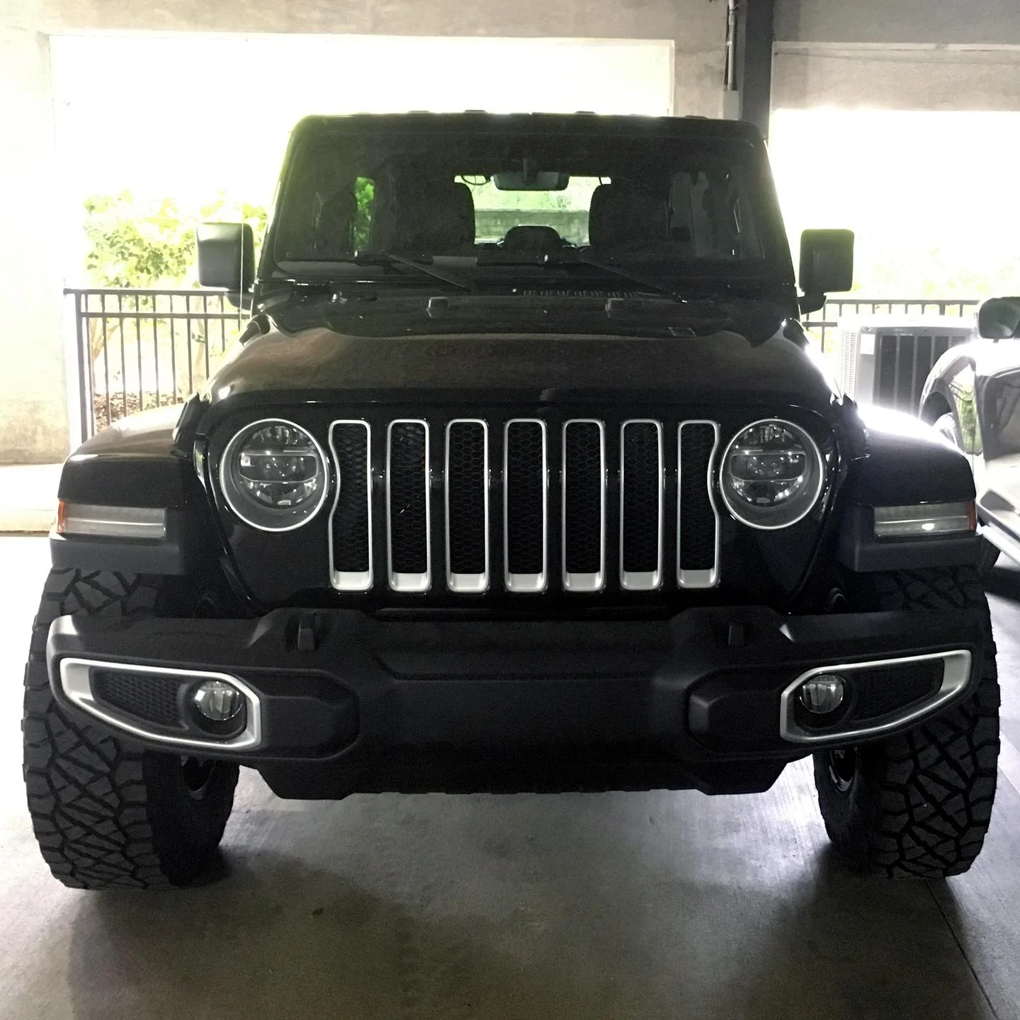 Jeep Wrangler JL Largest Tire on JLU Sahara - Stock Rims & no lift Front