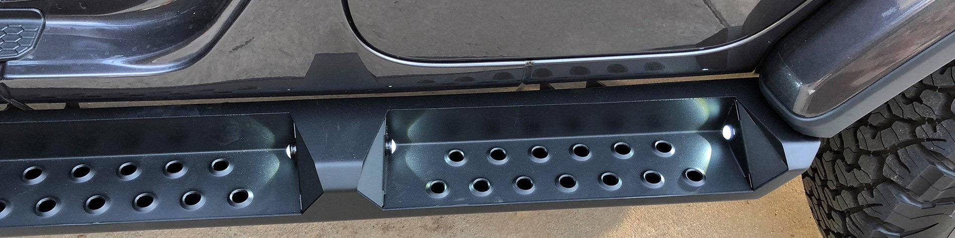 ROAM - JL Side Armor Steps - 1920x480 006.jpg