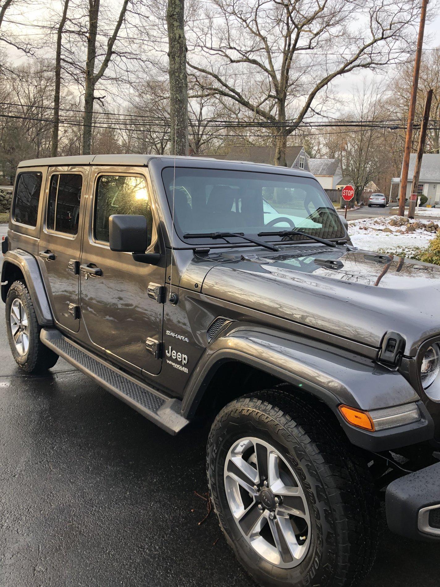 Jeep Wrangler JL GRANITE CRYSTAL METALLIC Wrangler JL Club AFBCC75E-17AF-411F-B086-AD8AF4310FCF