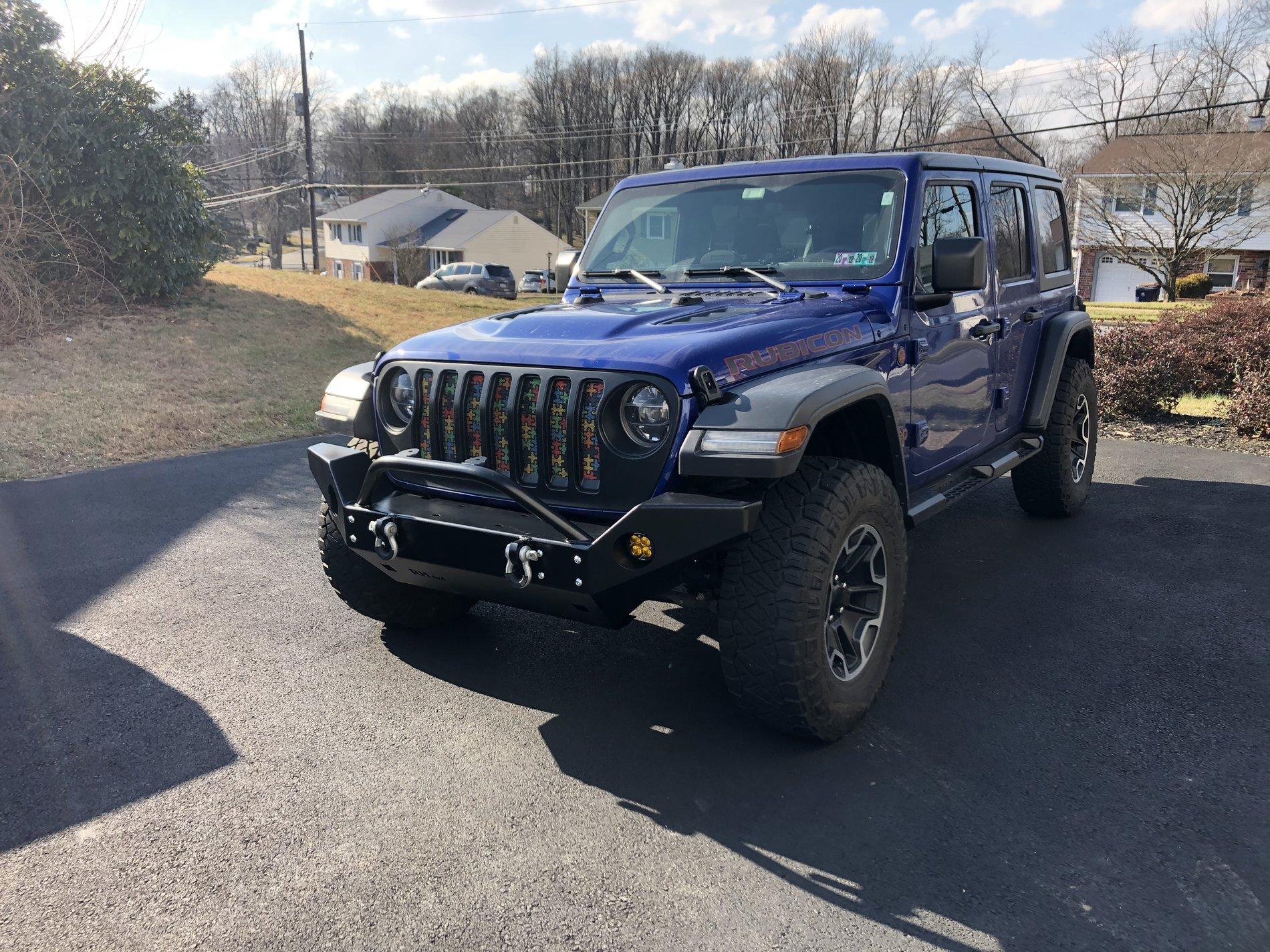 Jeep Wrangler JL Mopar Satin Black Grill 9A02CB7D-8FA6-4F31-B3EF-BAB04AA42DC6