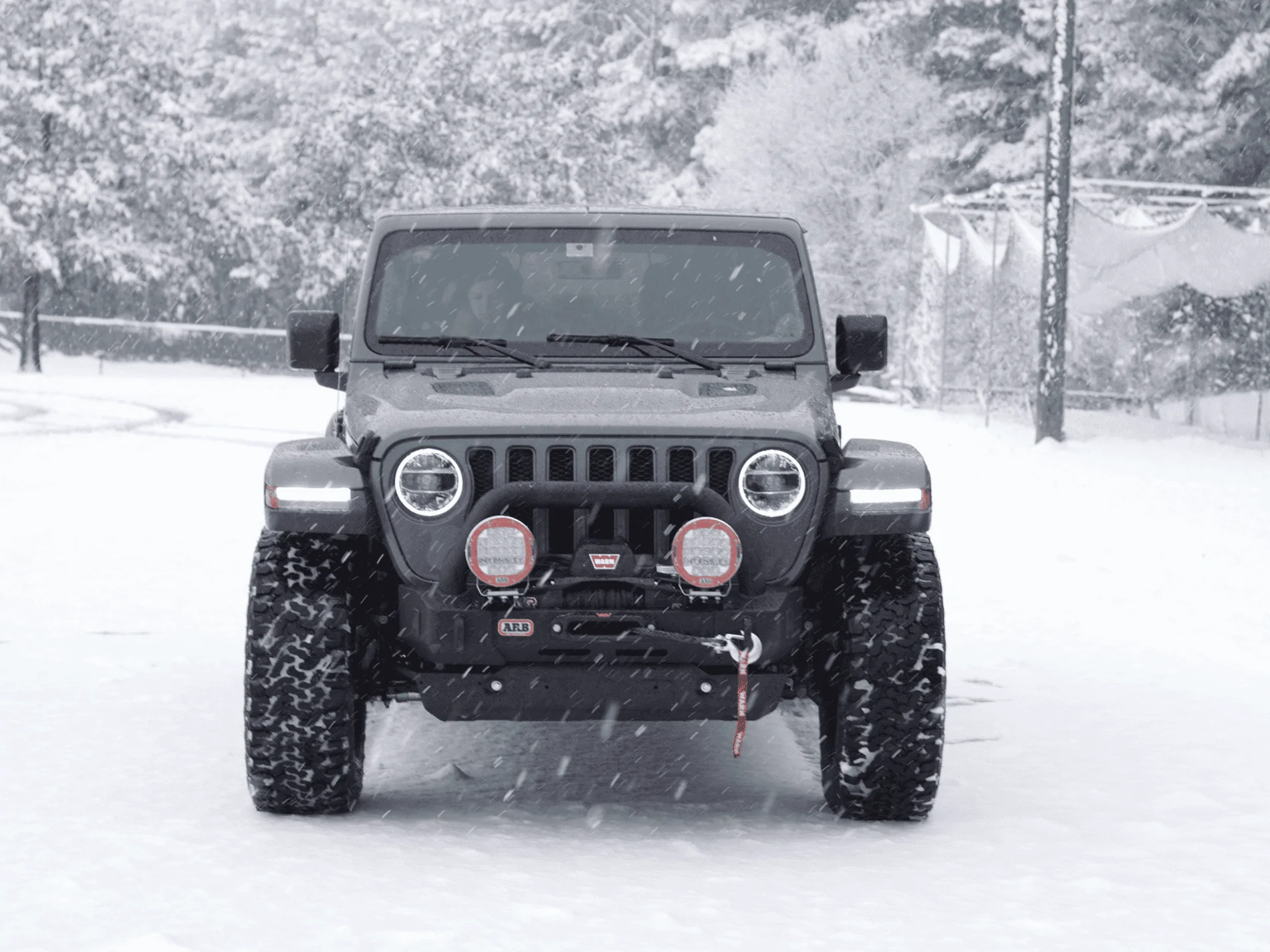 Jeep Wrangler JL ARB Stubby and Warn VR-10S 2103810B-EA45-40E2-8022-7441B79196C7